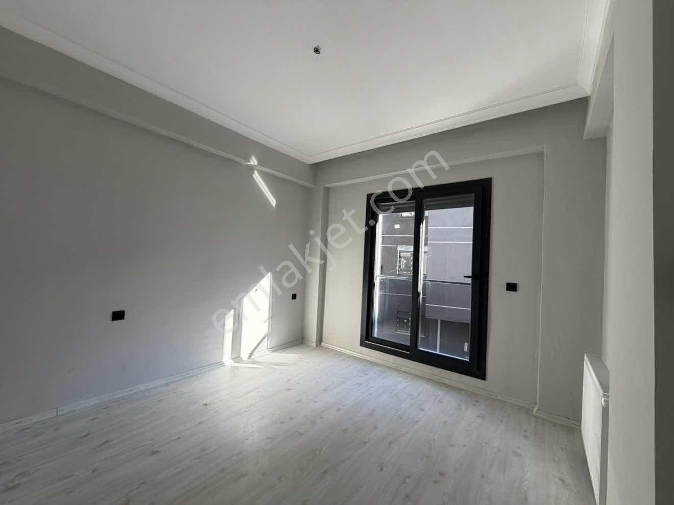 İlhan Rodoplu'dan Havuzlu Lüx Site'de Satılık 2+1 Daire - Görsel 30