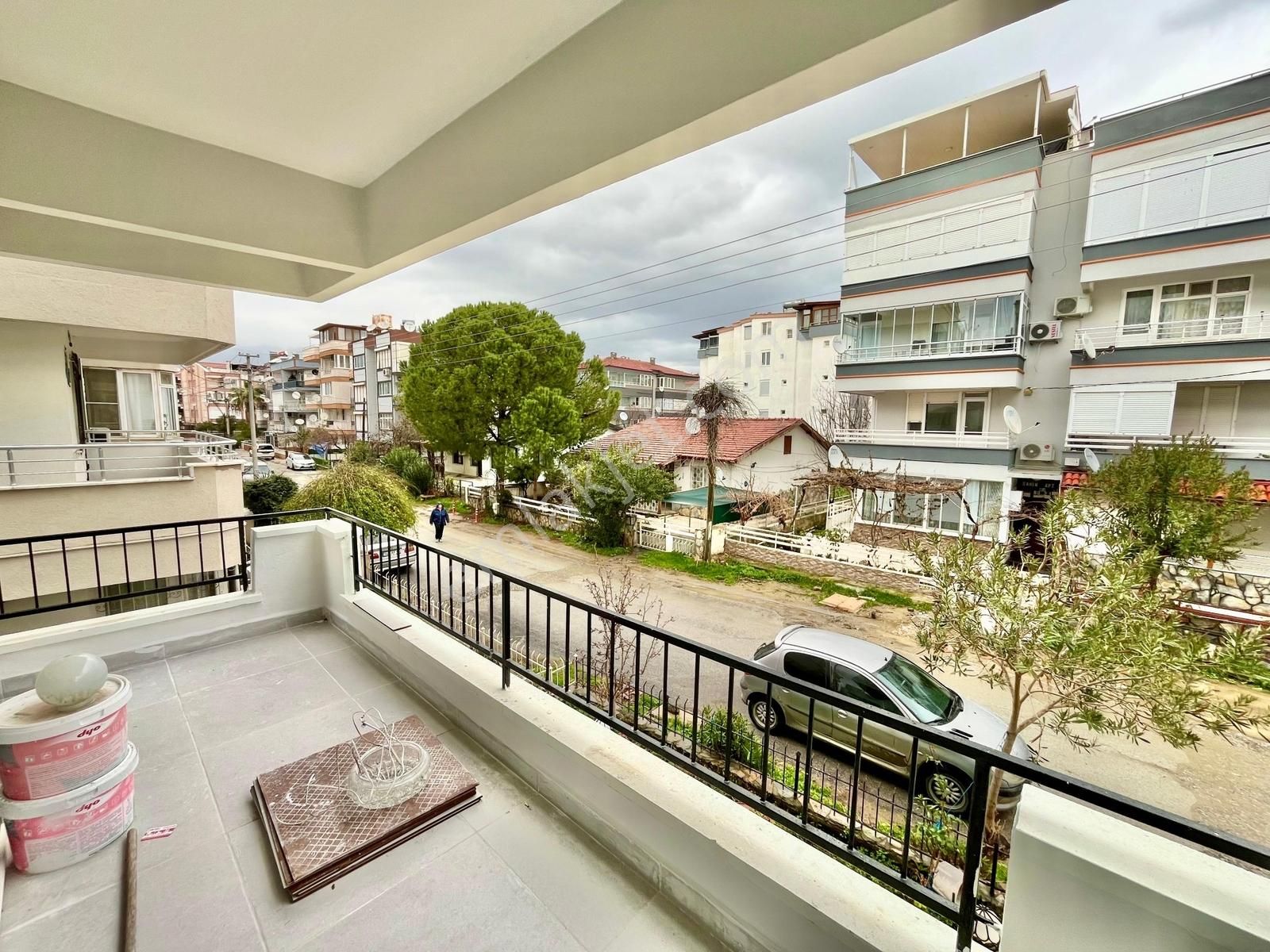 Gümüş'den Akçay Merkezde Denize 200mt Ara Kat Ön Cephe 2+1 Daire - Görsel 5