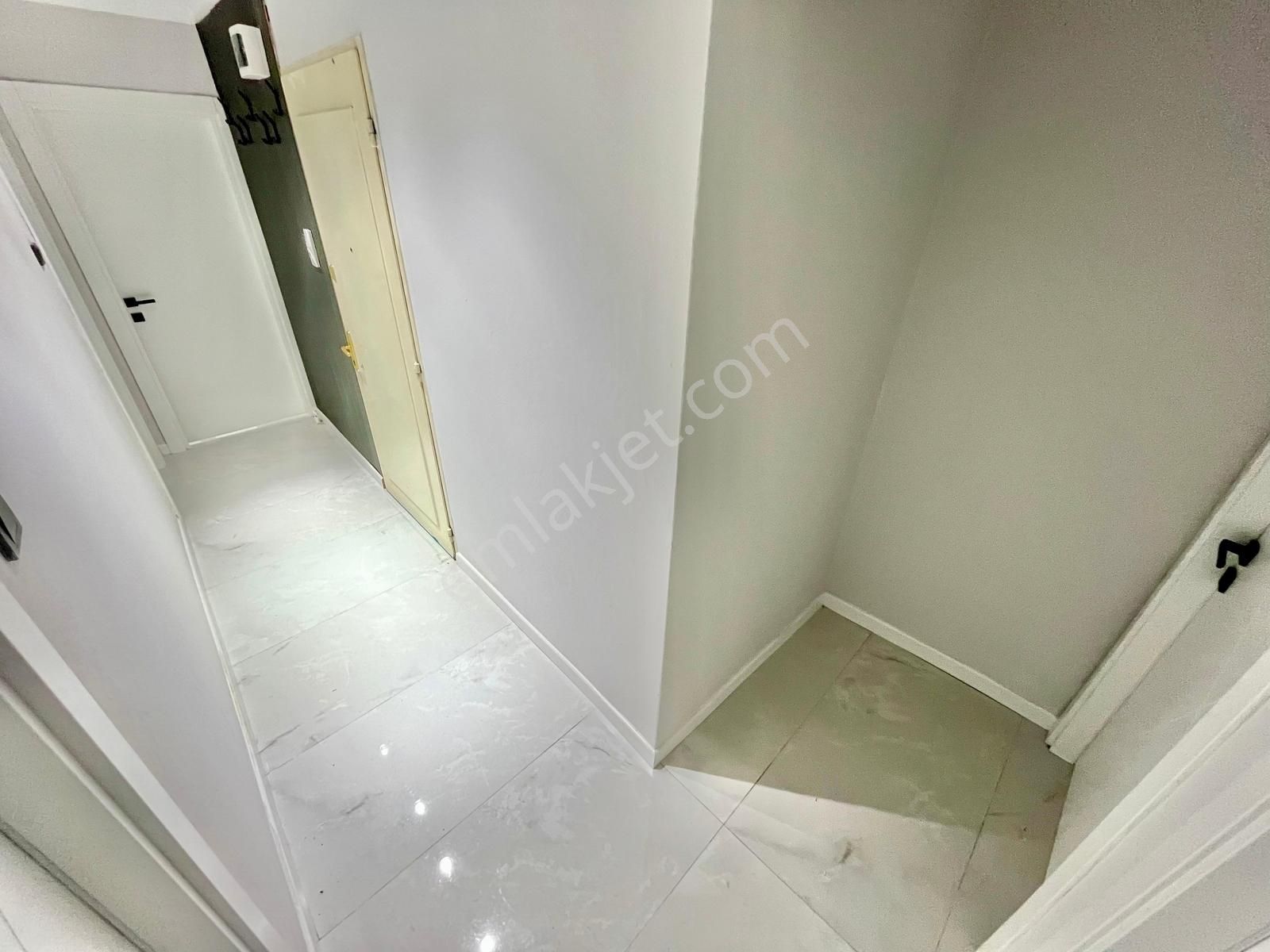 Gümüş'den Akçay Merkezde Denize 200mt Ara Kat Ön Cephe 2+1 Daire - Görsel 17