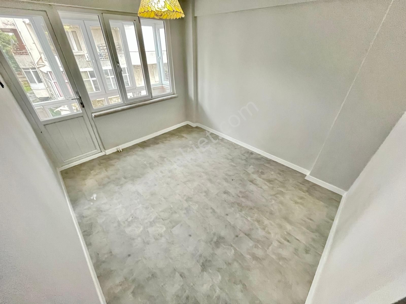 Gümüş'den Akçay Merkezde Denize 200mt Ara Kat Ön Cephe 2+1 Daire - Görsel 18