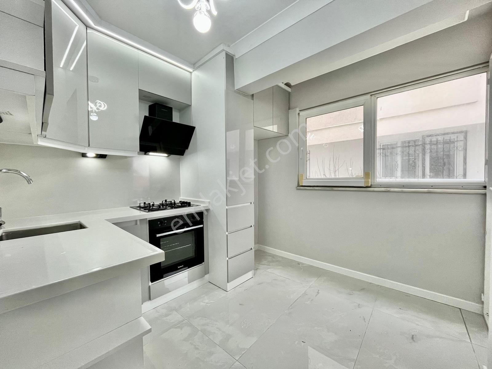 Gümüş'den Akçay Merkezde Denize 200mt Ara Kat Ön Cephe 2+1 Daire - Görsel 21