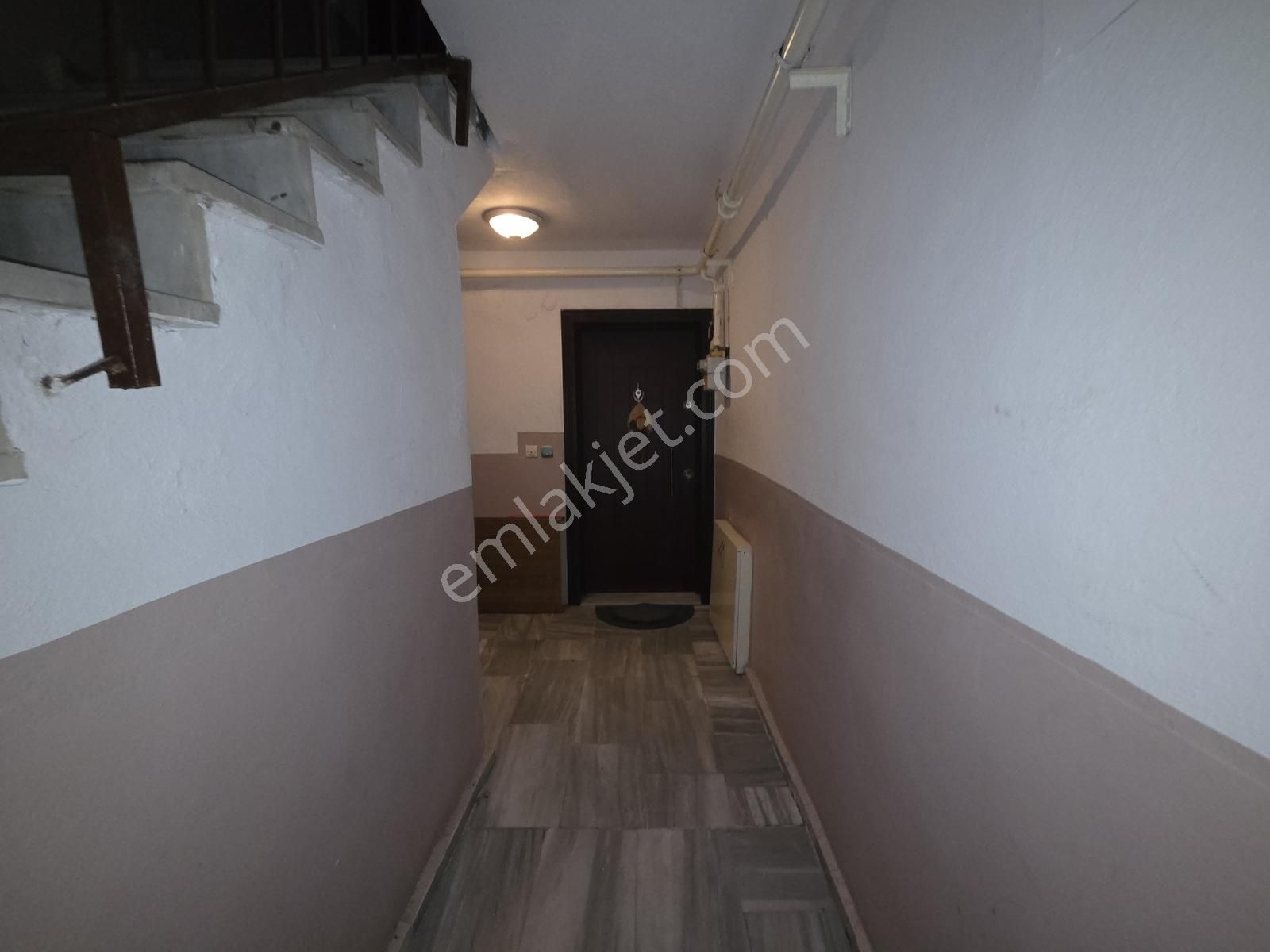 Keşan Aşağı Zaferiye Mahallesi'nde Kiralık Full Eşyalı 2+1 Daire - Görsel 12