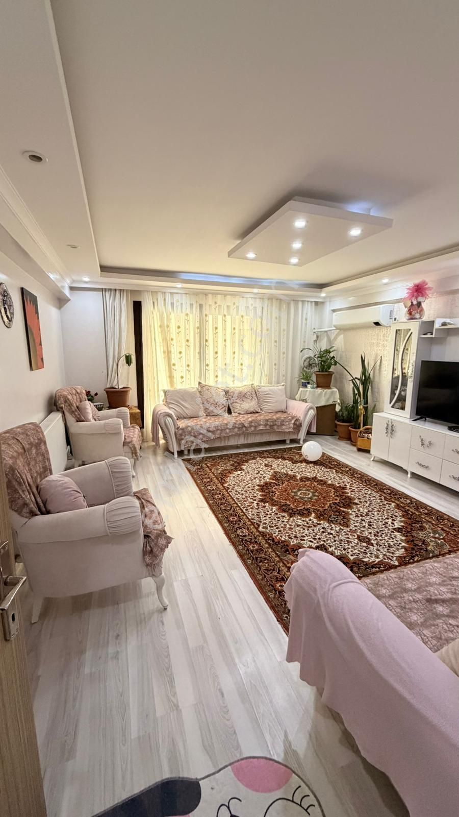 Zeki Emlak'tan Muradiye Mh. Cadde Üstü Satılık 3+1 Teraslı Daire - Görsel 11