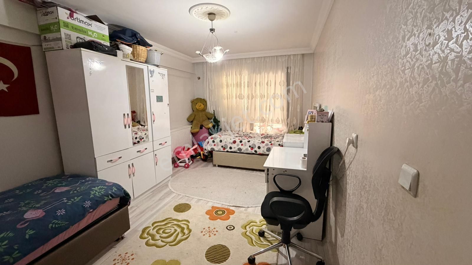 Zeki Emlak'tan Muradiye Mh. Cadde Üstü Satılık 3+1 Teraslı Daire - Görsel 24
