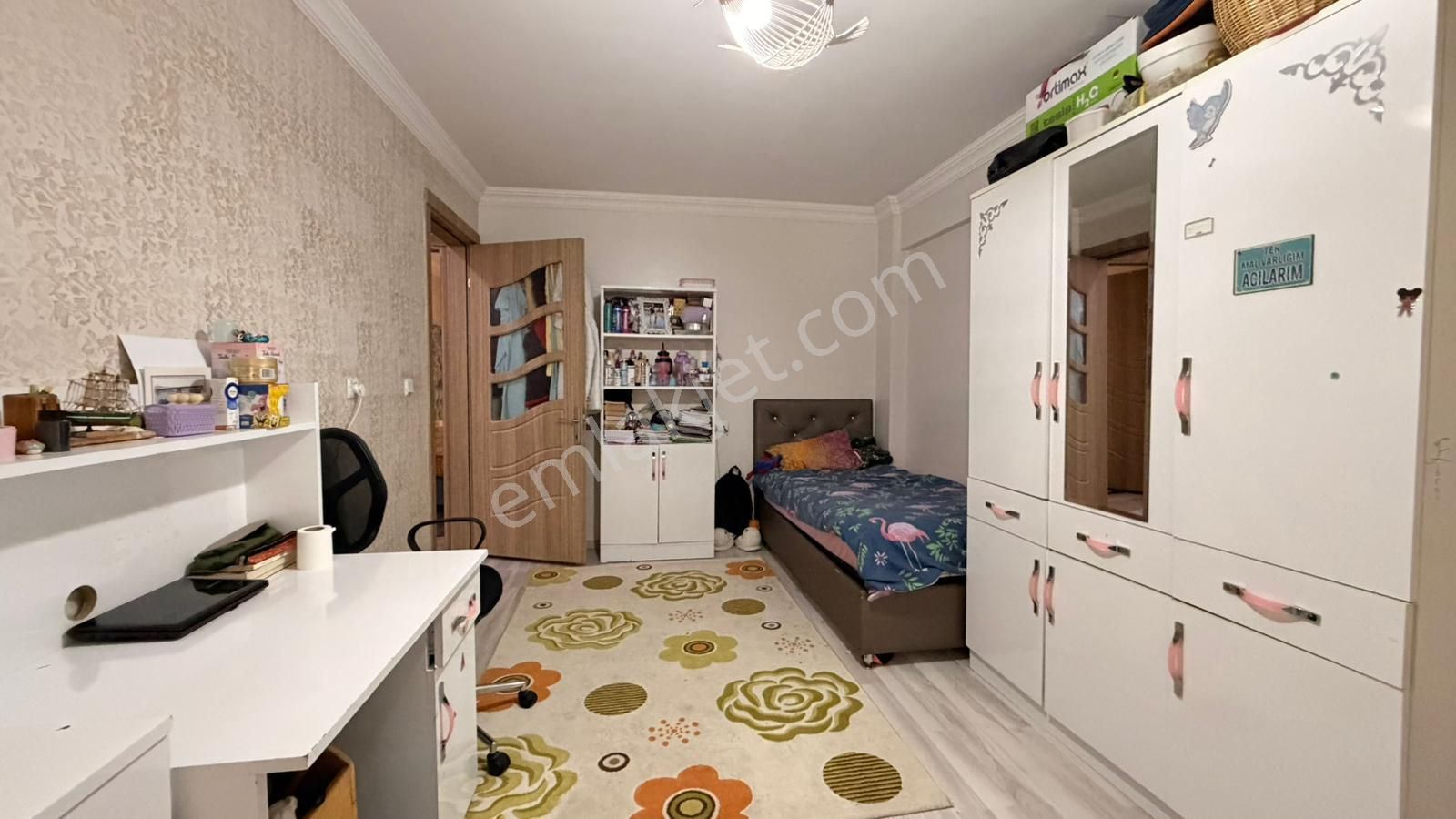 Zeki Emlak'tan Muradiye Mh. Cadde Üstü Satılık 3+1 Teraslı Daire - Görsel 20