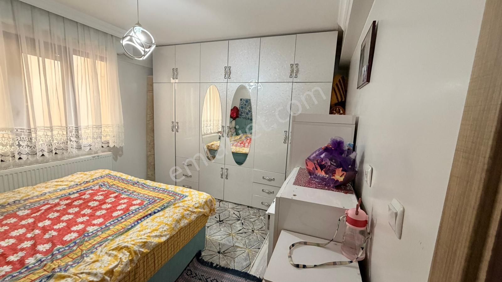 Zeki Emlak'tan Muradiye Mh. Cadde Üstü Satılık 3+1 Teraslı Daire - Görsel 17
