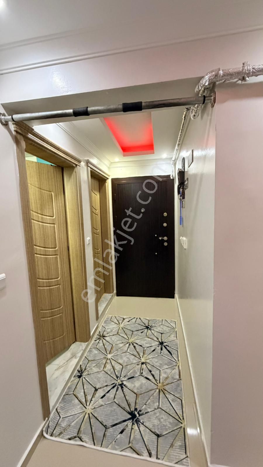 Zeki Emlak'tan Muradiye Mh. Cadde Üstü Satılık 3+1 Teraslı Daire - Görsel 19