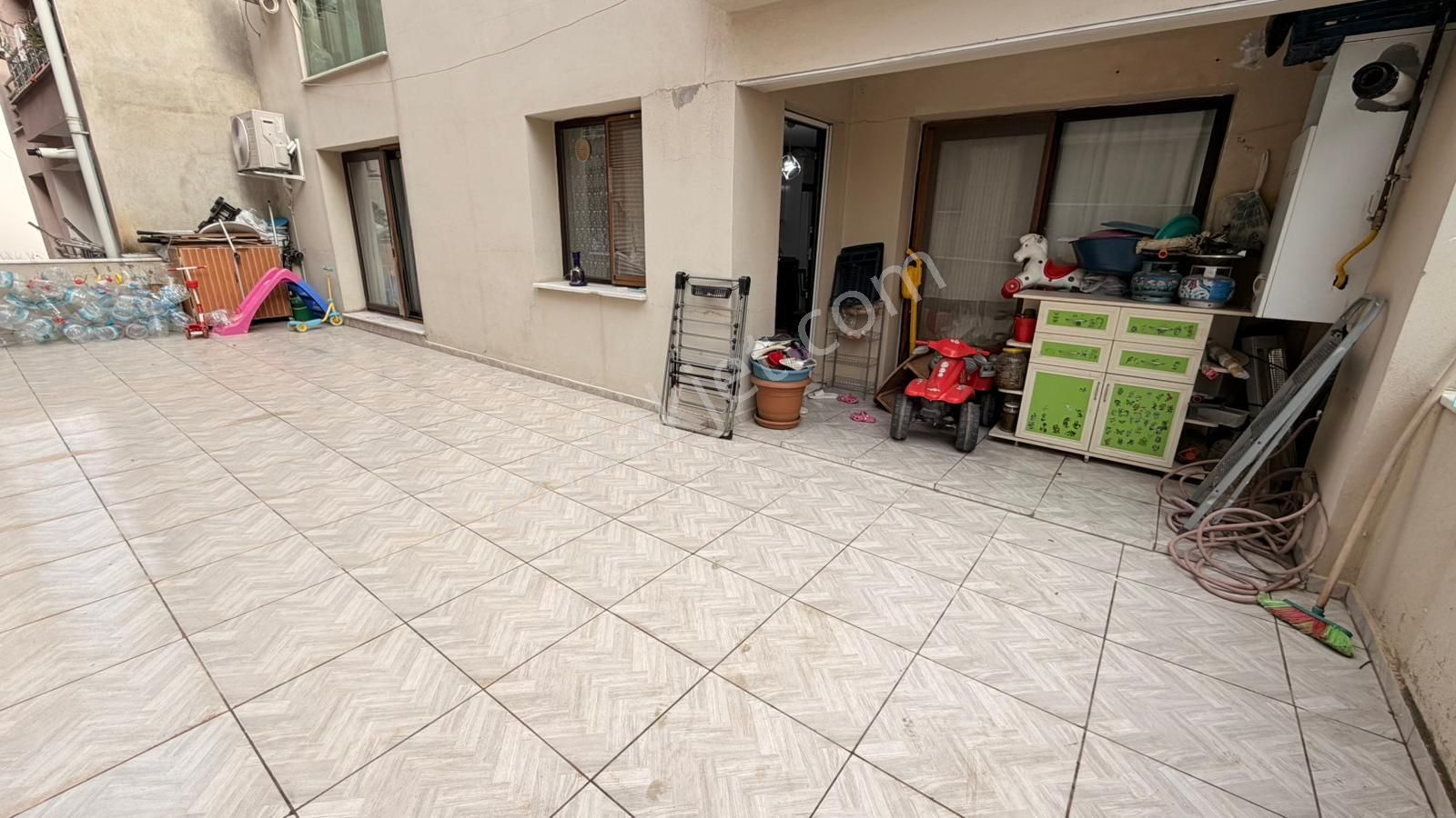 Zeki Emlak'tan Muradiye Mh. Cadde Üstü Satılık 3+1 Teraslı Daire - Görsel 30