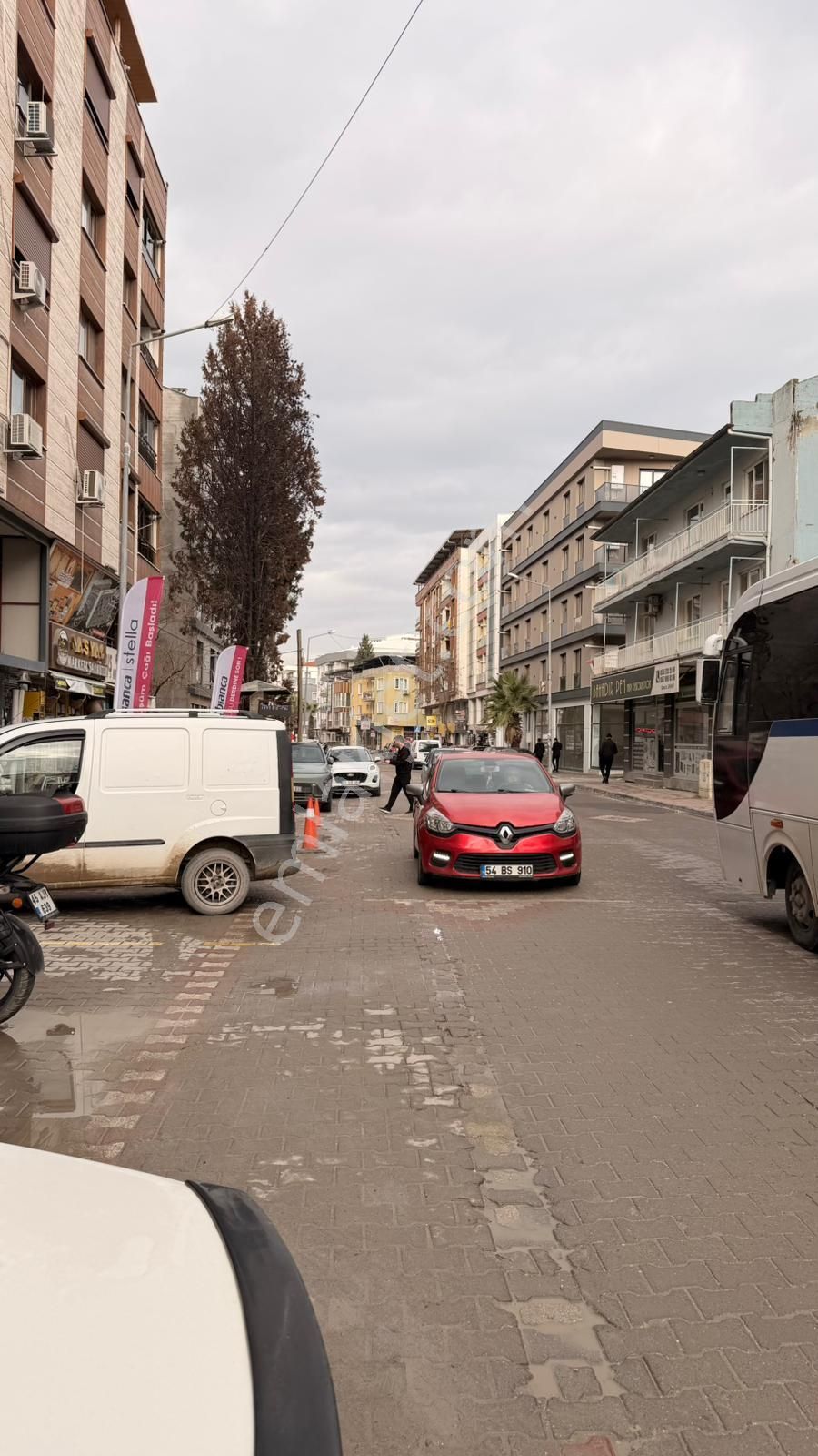 Zeki Emlak'tan Muradiye Mh. Cadde Üstü Satılık 3+1 Teraslı Daire - Görsel 34