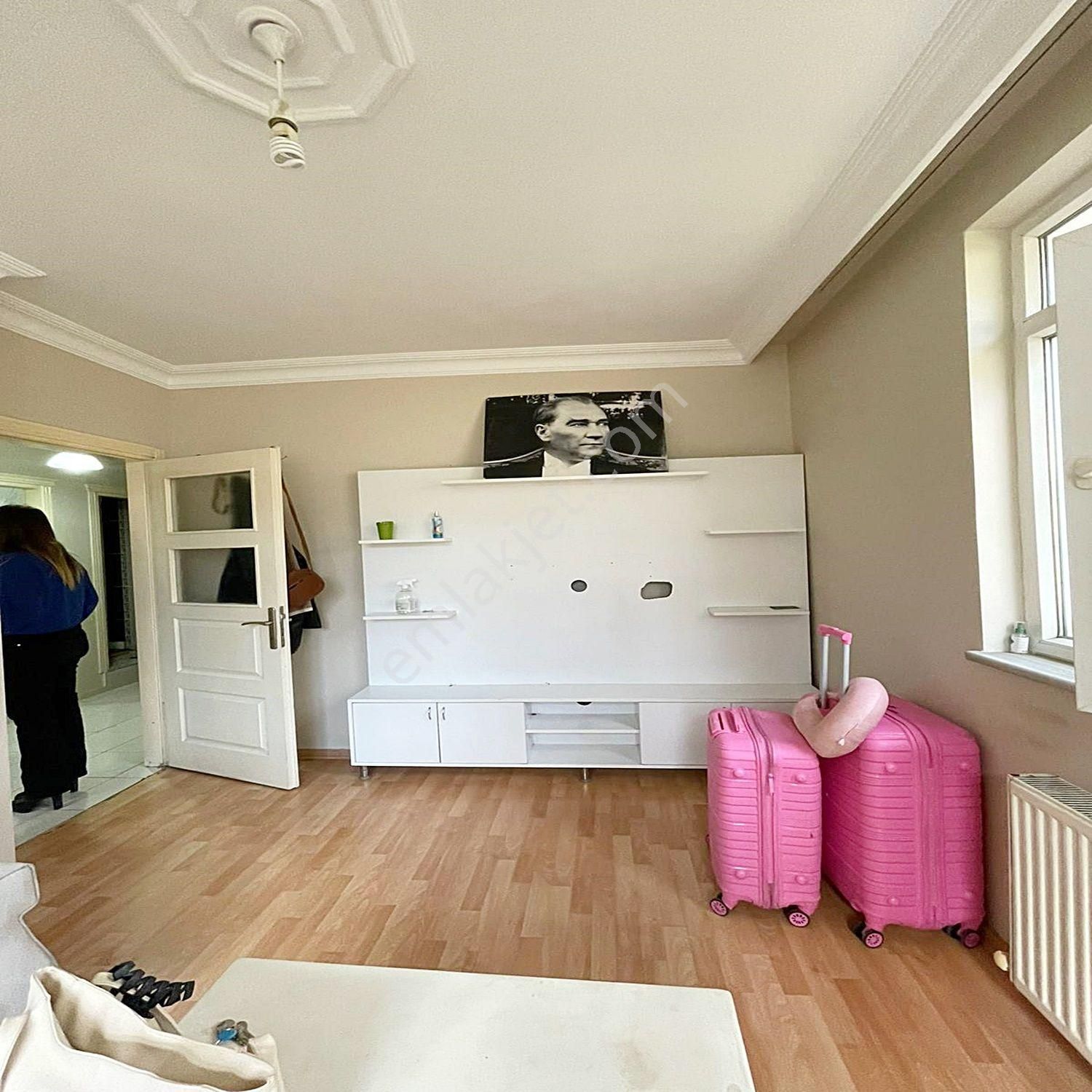 Beylikdüzü Yakuplu'da Giriş Kat Seviyesinde Bahçe Kullanımlı Aydınlık 2+1 Satılık Daire - Görsel 22