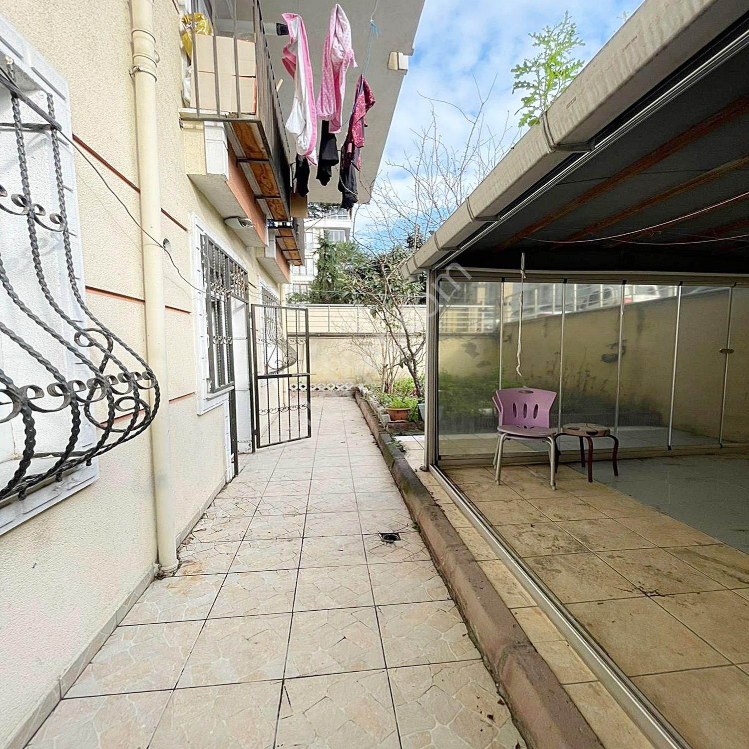 Beylikdüzü Yakuplu'da Giriş Kat Seviyesinde Bahçe Kullanımlı Aydınlık 2+1 Satılık Daire - Görsel 16