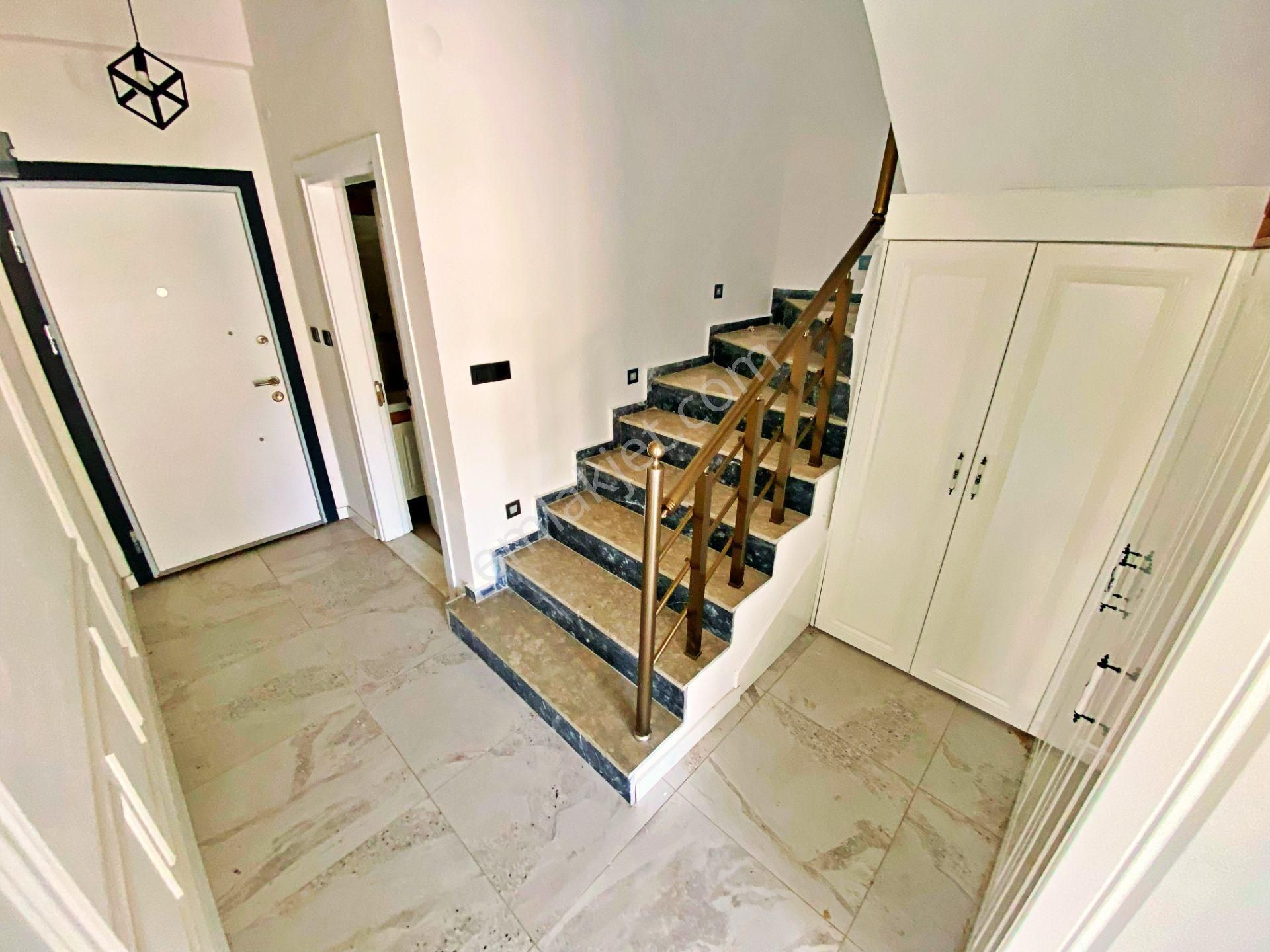 🌀gültaş Emlaktan Gürede Satılık 5+1 Geniş Teraslı Verandalı Şahane Villa - Görsel 16