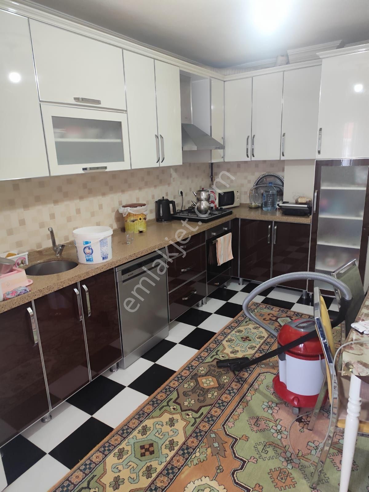 Kurtuluş Mahallesi'nde Satılık Bakımlı Temiz Daire - Görsel 12