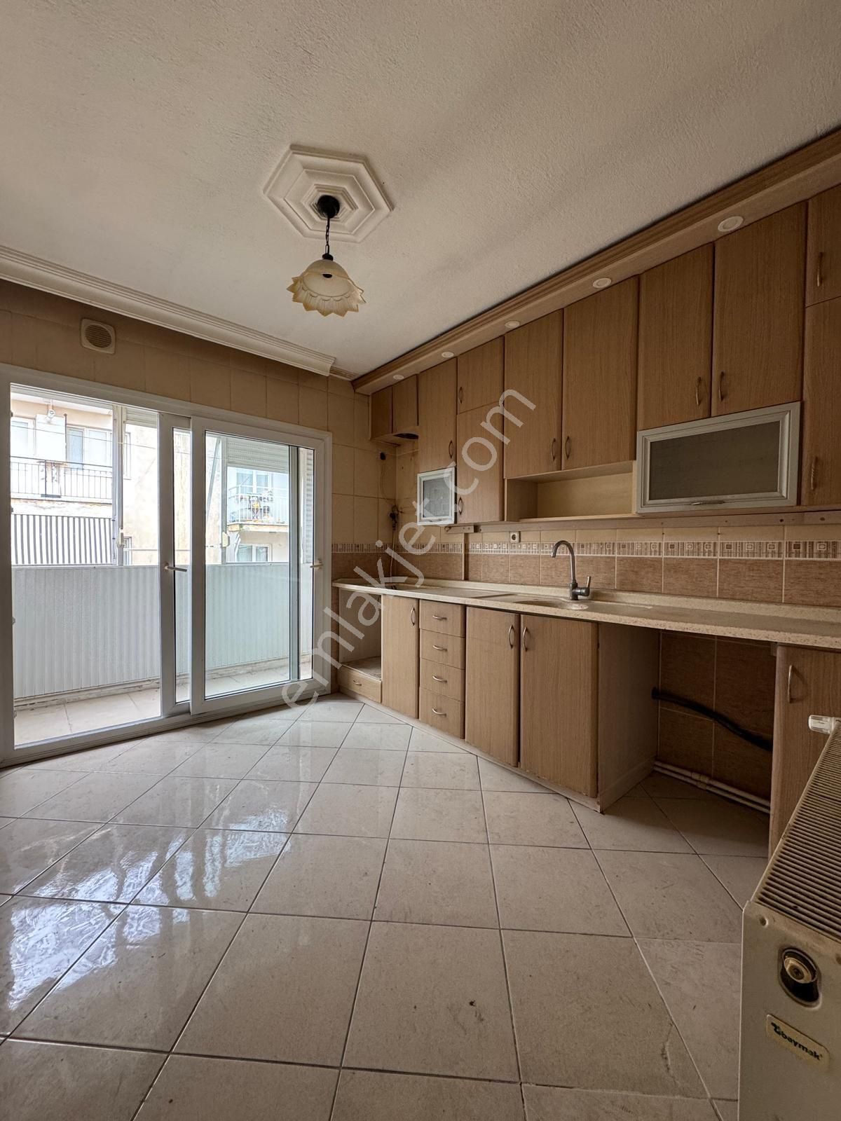 Altay Mhde 105 M² 2+1 Doğalgazlı Satılık Daire