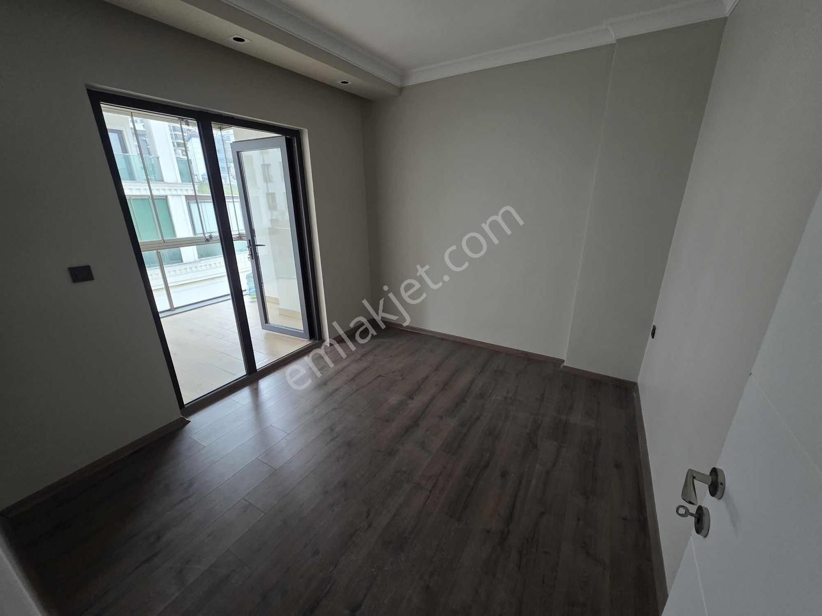 Kayapa Cadde Cepheli 2. Kat Cam Balkonlu Daire - Görsel 23