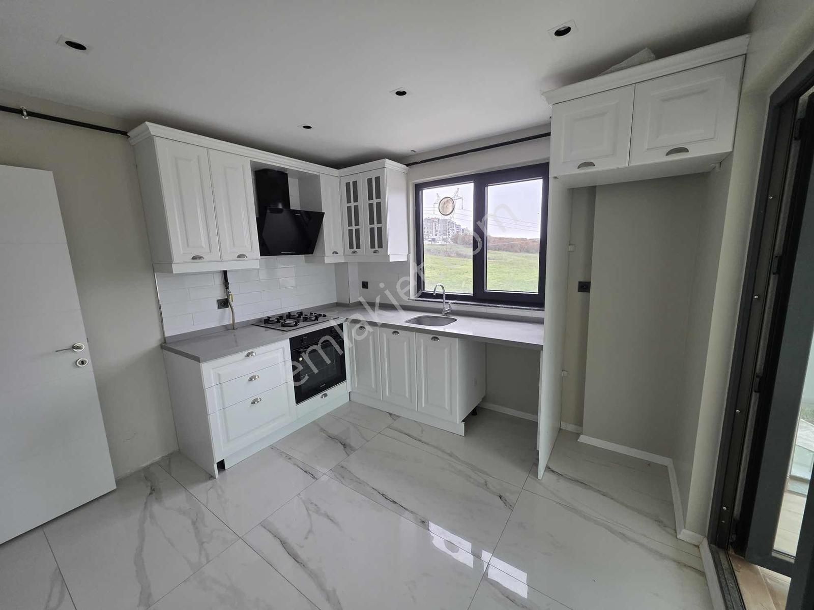 Kayapa Cadde Cepheli 2. Kat Cam Balkonlu Daire - Görsel 32