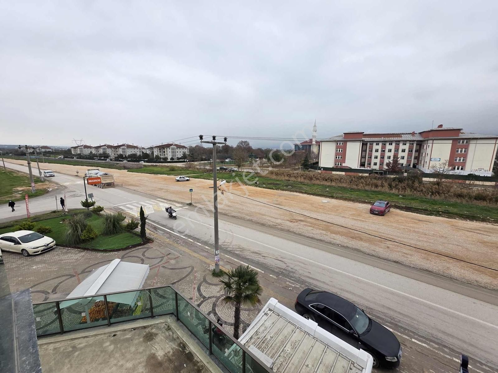 Kayapa Cadde Cepheli 2. Kat Cam Balkonlu Daire - Görsel 9