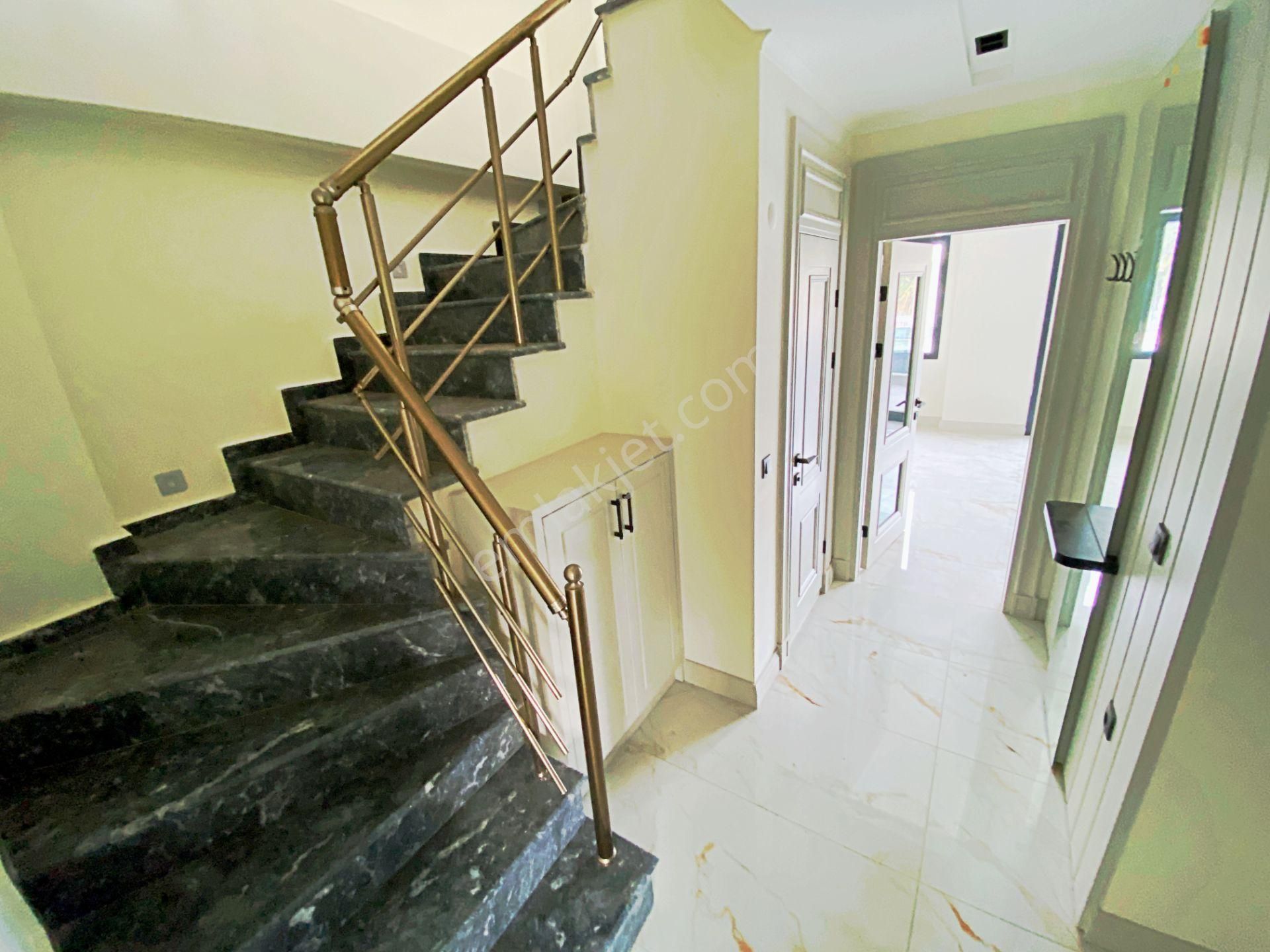 🌀gültaş Emlaktan Altınolukta Satılık 5+1 Deniz Ve Doğa Manzaralı Villa - Görsel 14