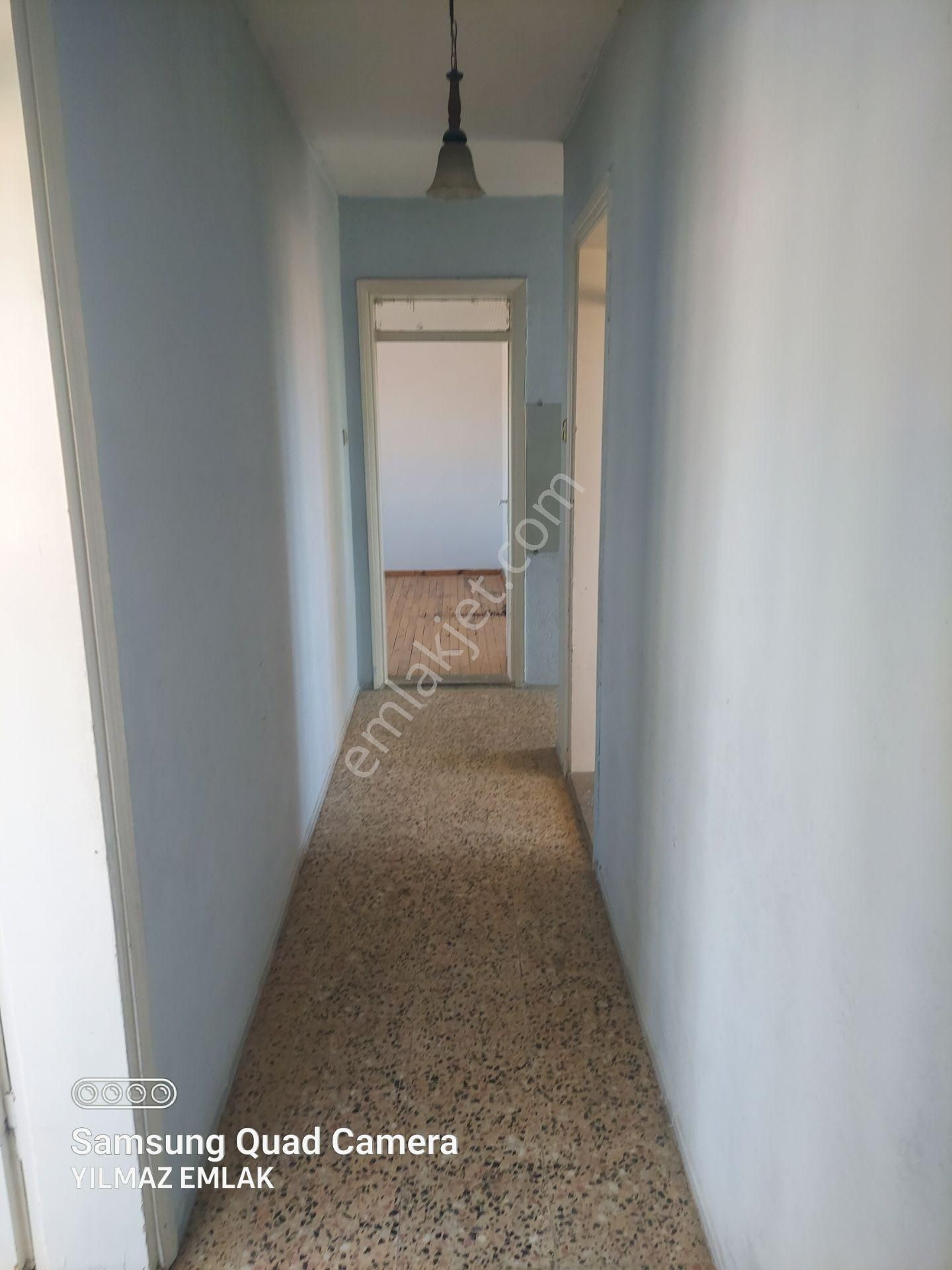 923 3, Dumlupınar Mahallesinde Satılık 2 Katlı Müstakil Ev - Görsel 3