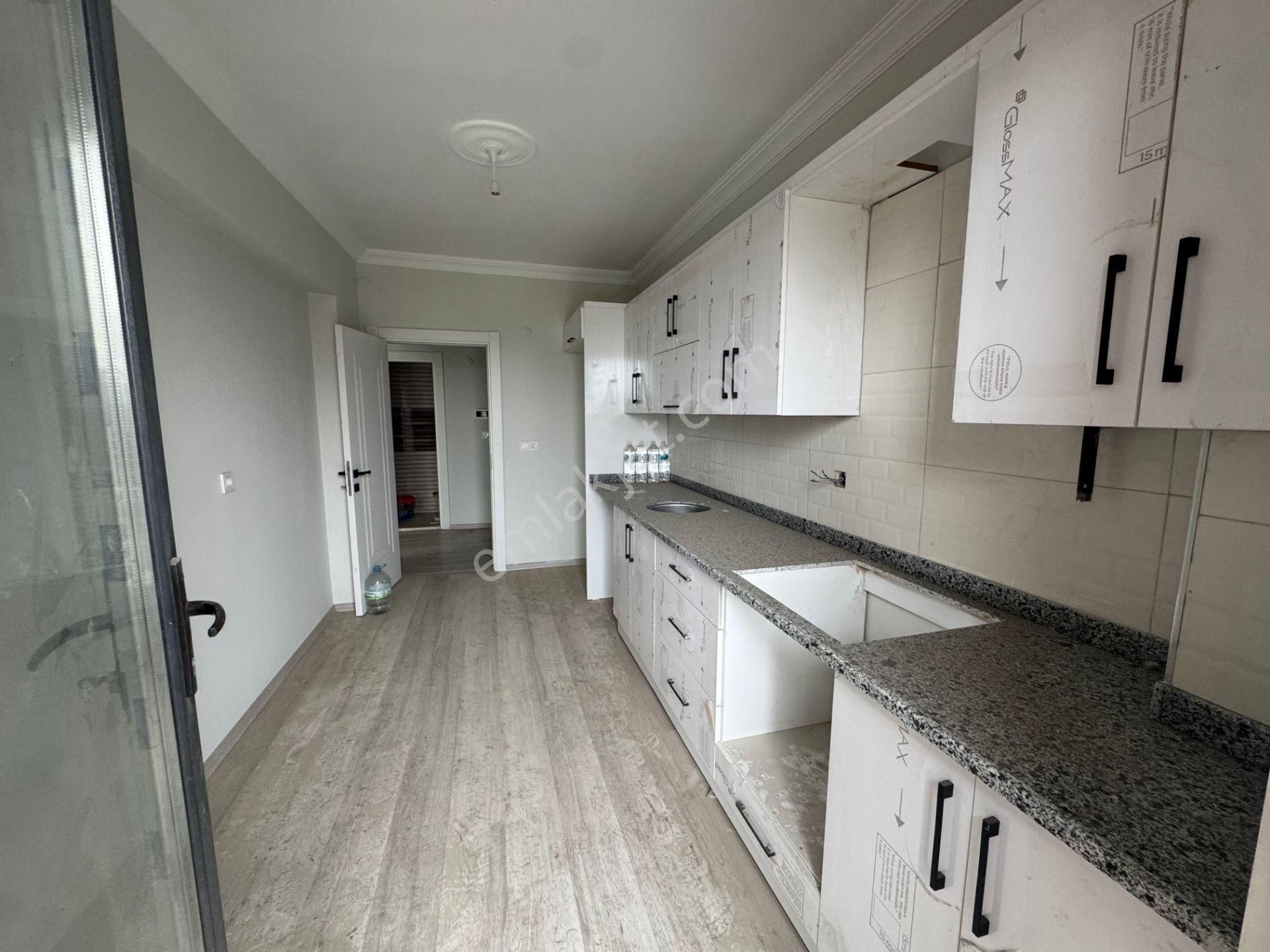 Atakent Sitesi'nde 3+1 150 M2 Satılık Daire - Görsel 13