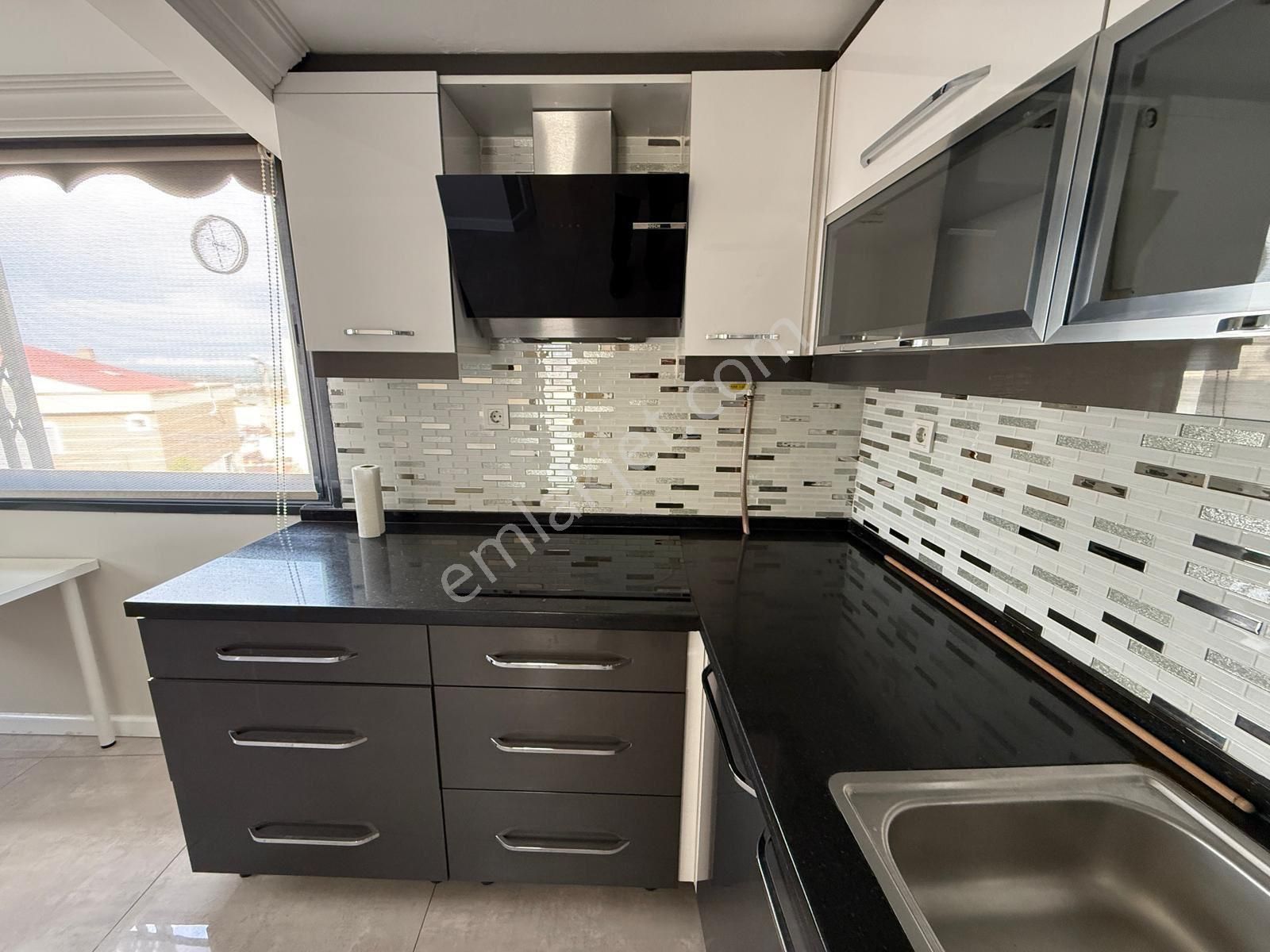 Balçova'da Deniz Ve Orman Manzaralı 3+1 Dubleks Daire 9 Yıllık - Görsel 6