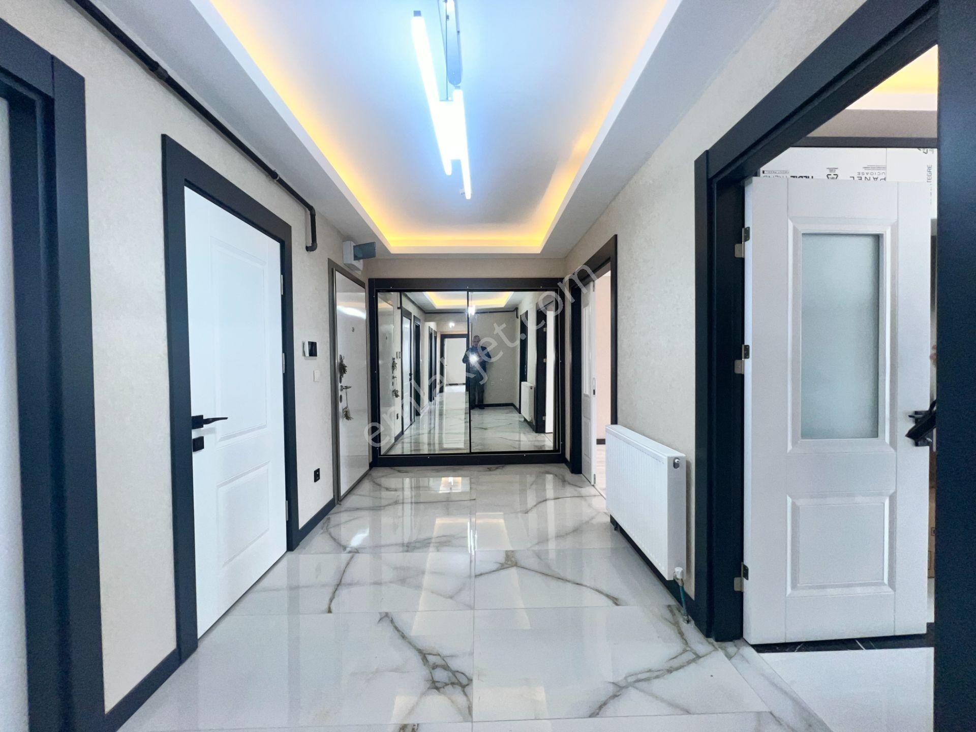 Pursaklar Ufuk Kılıç Emlak'tan Fırsat " 4+1 Ultra Lüx Sitede Şık Daire - Görsel 25