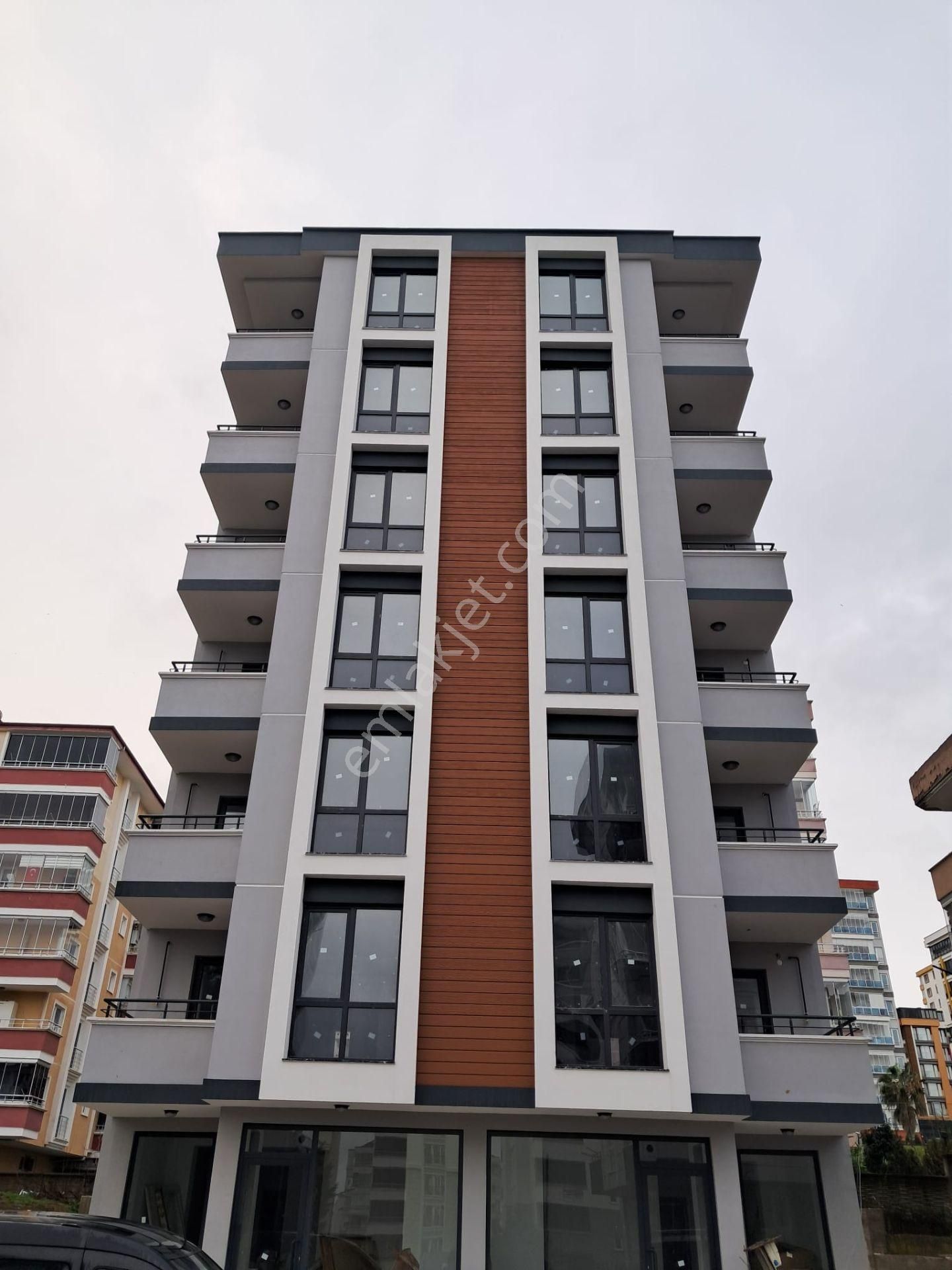 Samsun Atakum Mevlane Mah, Belediye Ye Yakın Sıfır 1+1 Satılık Daire