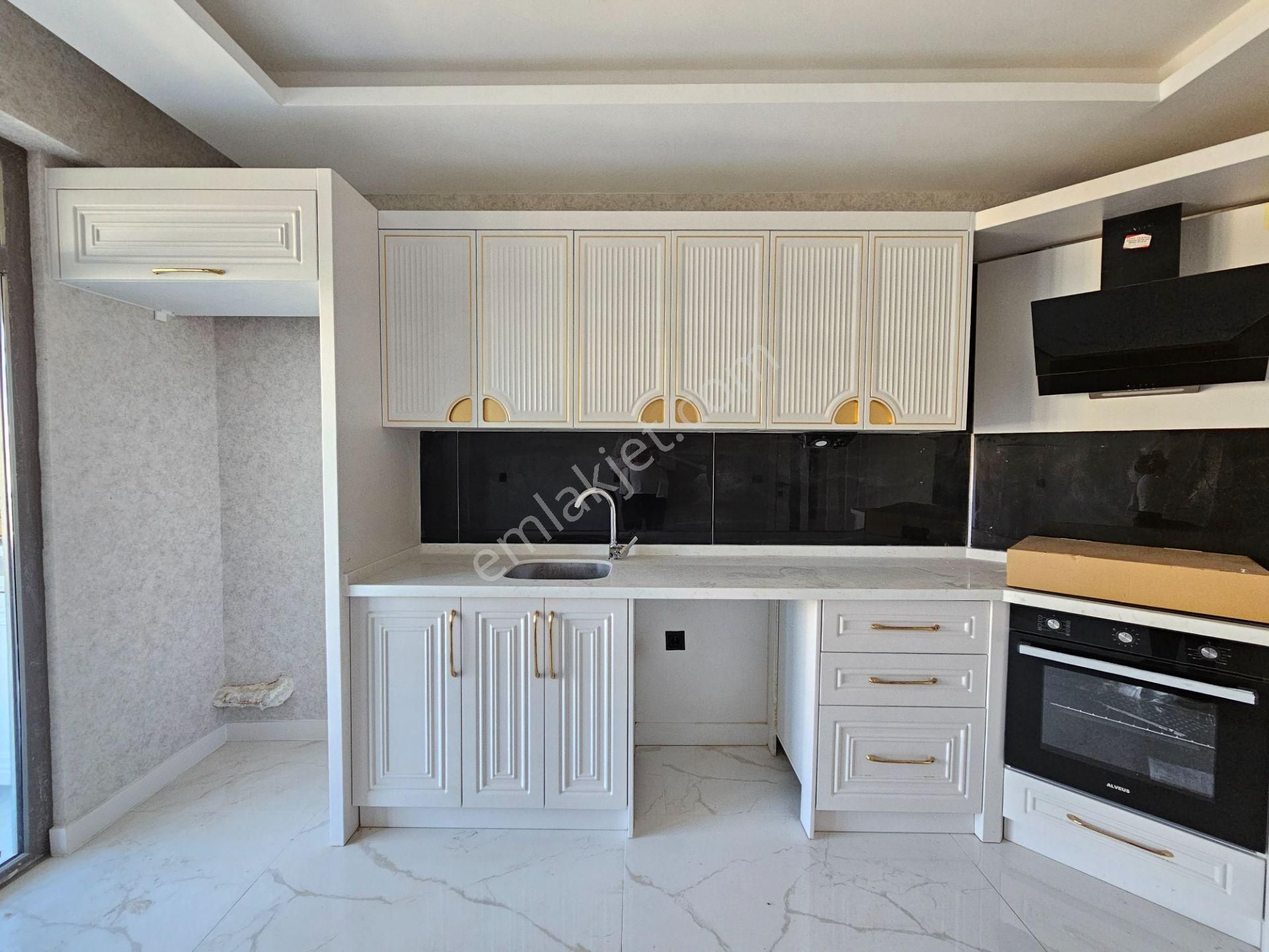 Selahaddin Eyyubi Mah. İşyapar Gayrimenkul'den Kapalı Otoparklı Sıfır 3+1 Daire - Görsel 12