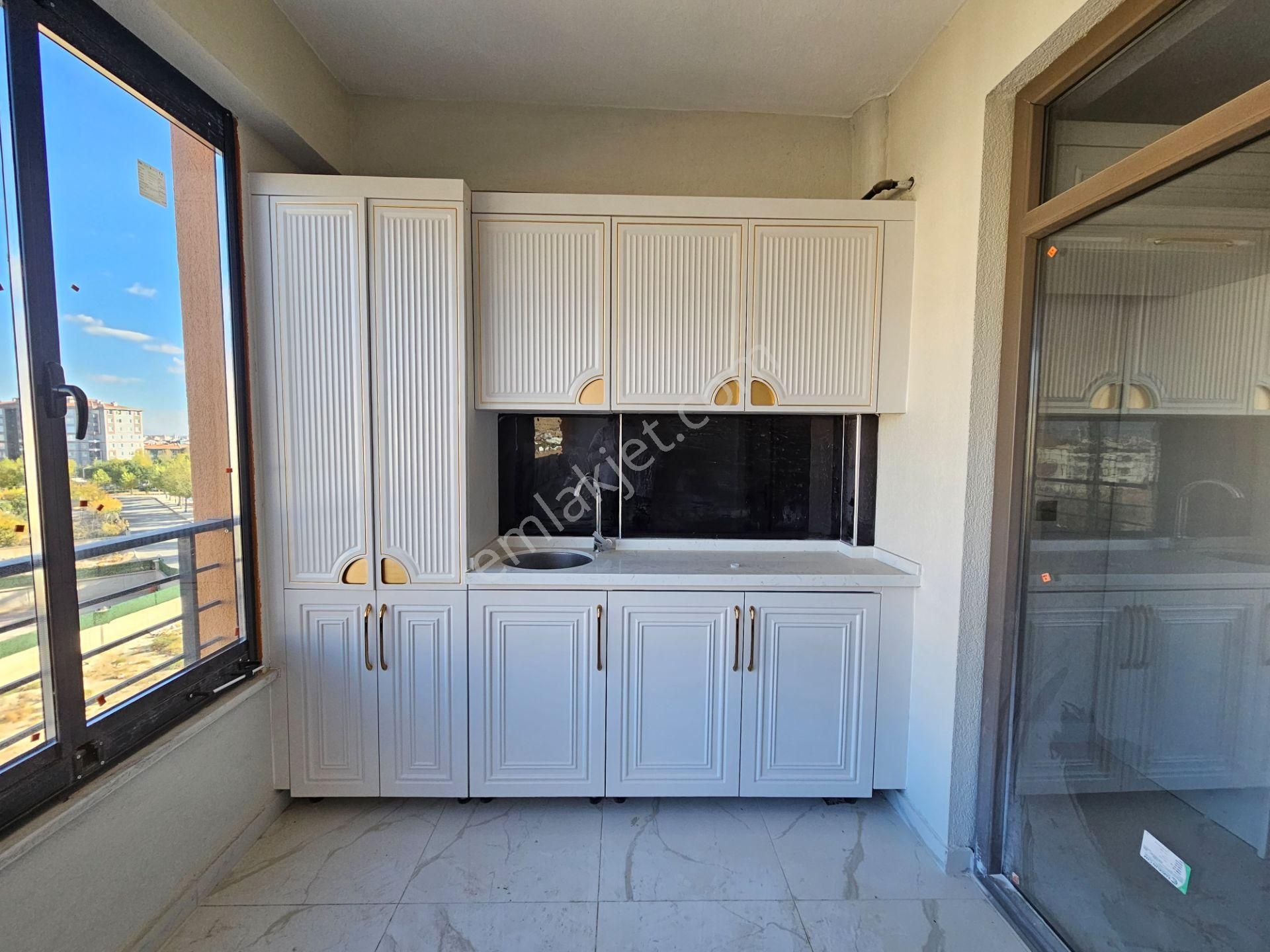 Selahaddin Eyyubi Mah. İşyapar Gayrimenkul'den Kapalı Otoparklı Sıfır 3+1 Daire - Görsel 18