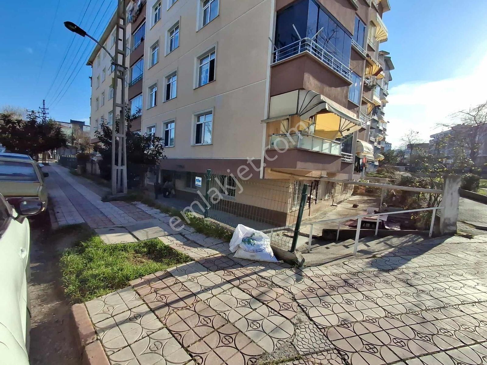 Mimar Sinan Camı Yanında Giriş Kat Temız 3+1 Daire - Görsel 14