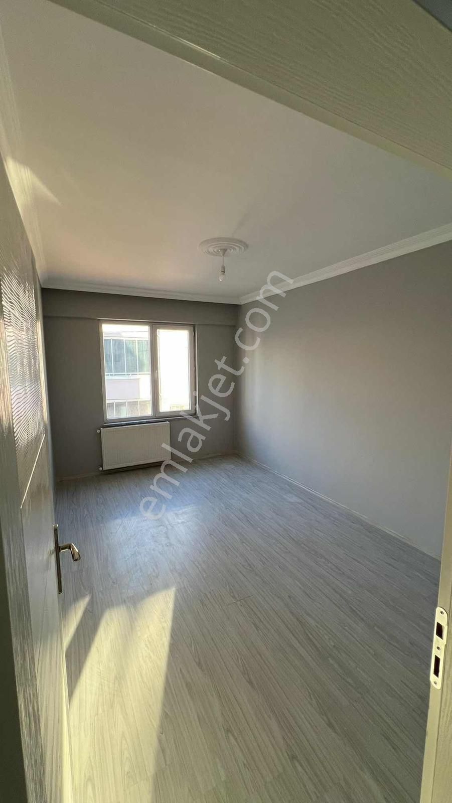 Bera Gayrımenkul'den Cumhuriyet Mh. Satılık Ara Kat - Görsel 13