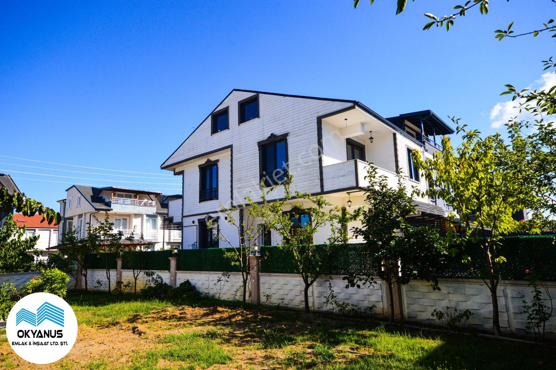 Sakarya Kocaali Sahil'de Müstakil Geniş Bahçeli Havuzlu Triplex Villa. - Görsel 2