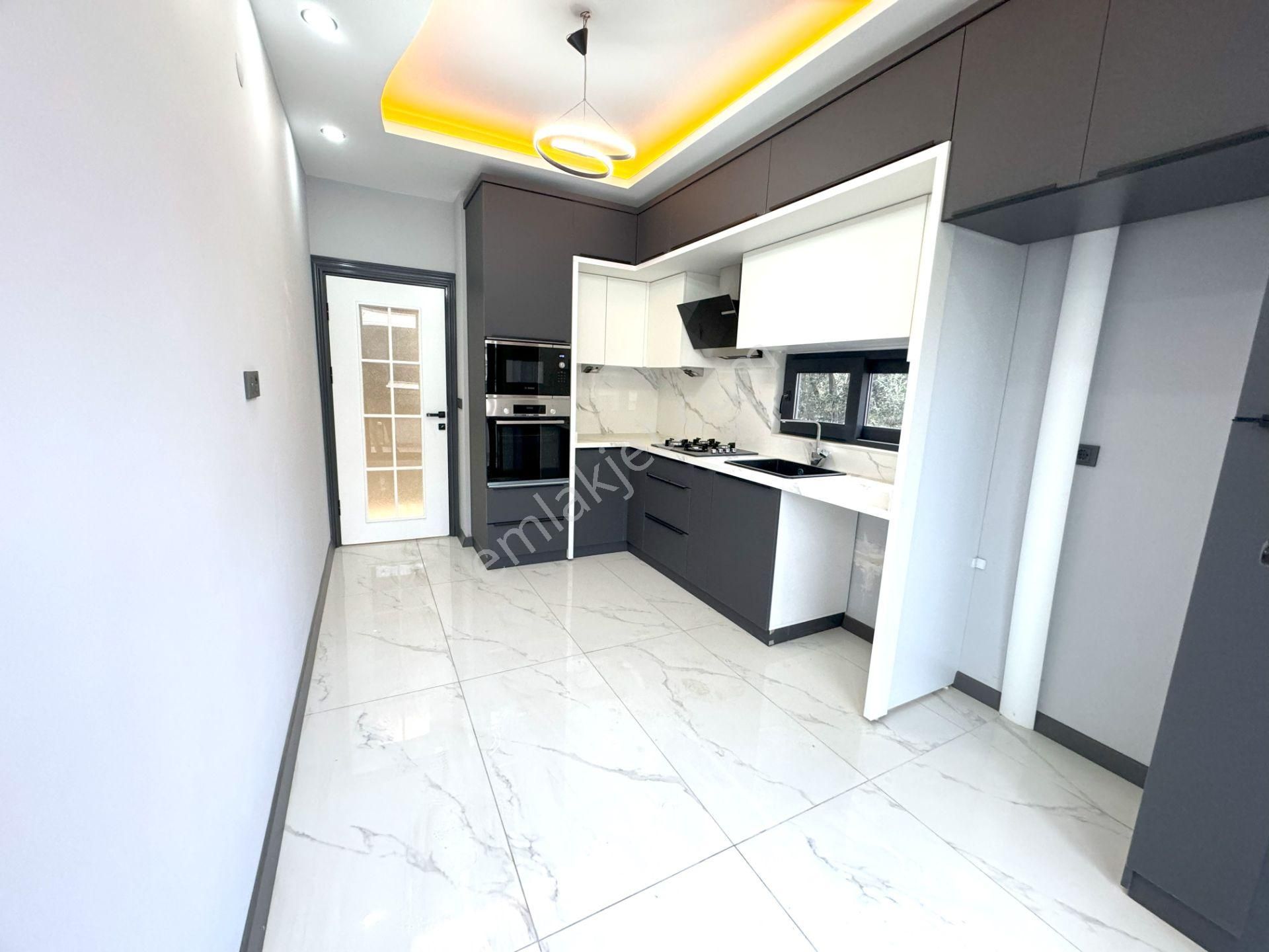 🌀gültaş Emlaktan Satılık Ultra Lüx Şık Tasarımlı 6+1 Ön Cephe Müstakil Ev - Görsel 14