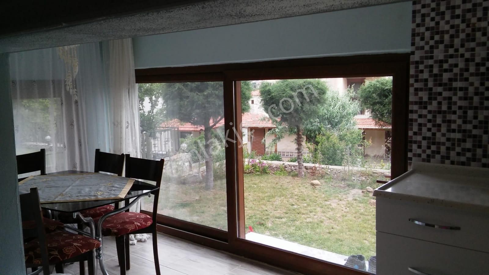 Burak Emlak’tan Eski Foça Da Kiralık Full Eşyalı Havuzlu Stüdyo Daire - Görsel 8