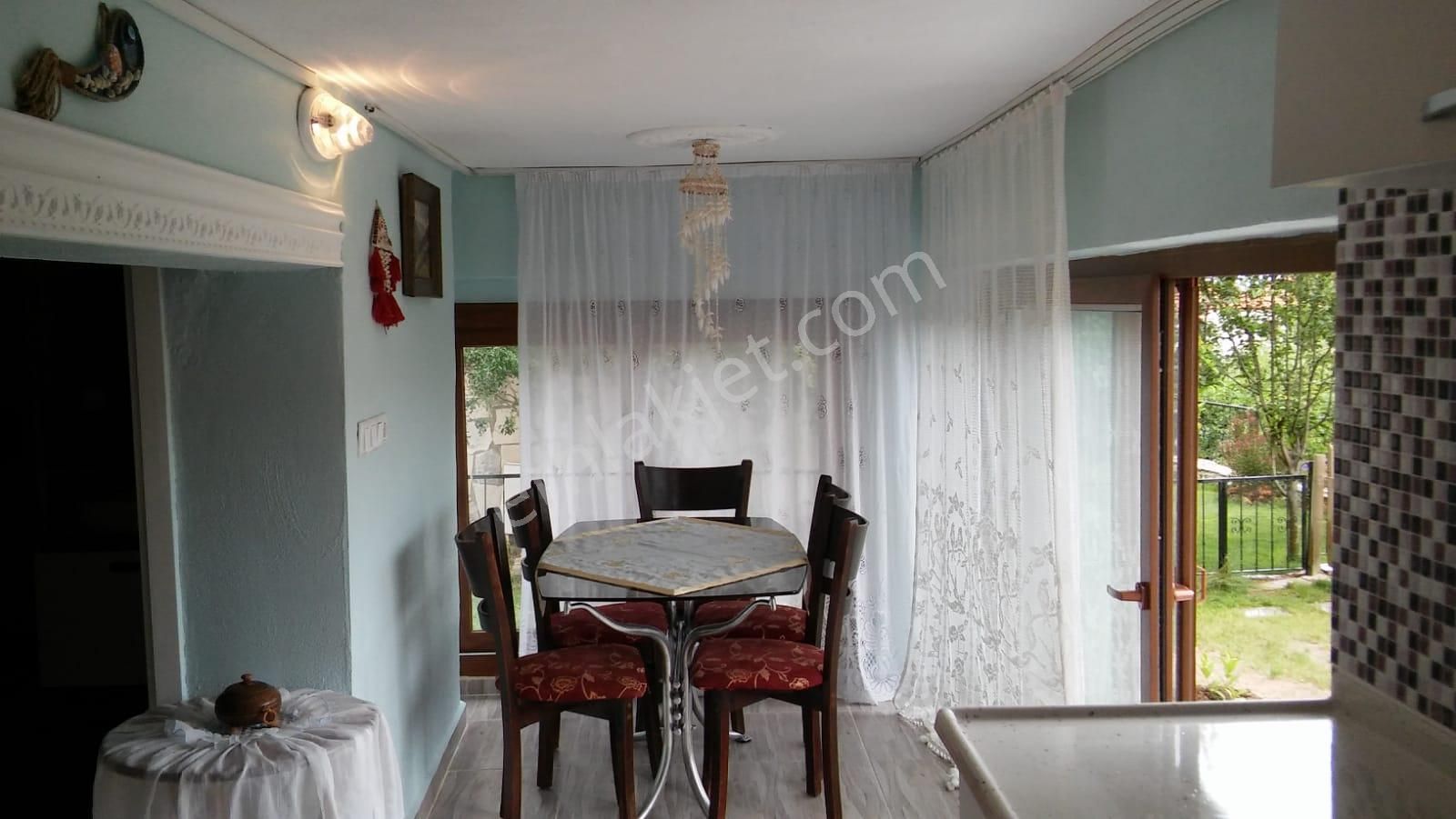 Burak Emlak’tan Eski Foça Da Kiralık Full Eşyalı Havuzlu Stüdyo Daire - Görsel 6