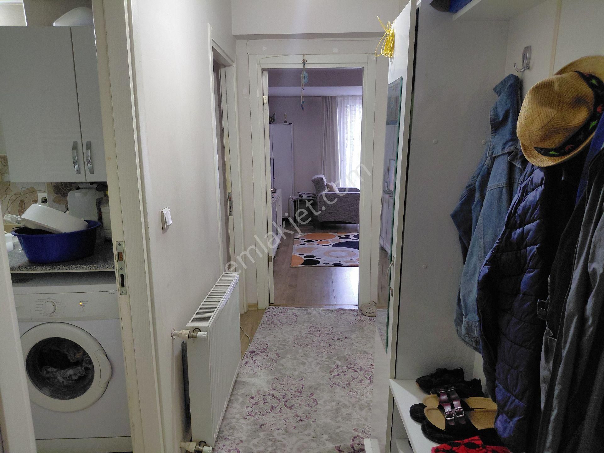 Buca Akıncılarda Satılık Kapalı Mutfak Doğalgazlı Yüksek Zemin Bahçeli 2+1daire - Görsel 11