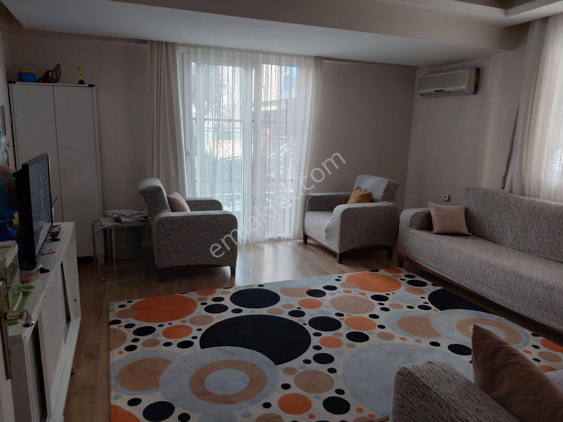 Buca Akıncılarda Satılık Kapalı Mutfak Doğalgazlı Yüksek Zemin Bahçeli 2+1daire - Görsel 4