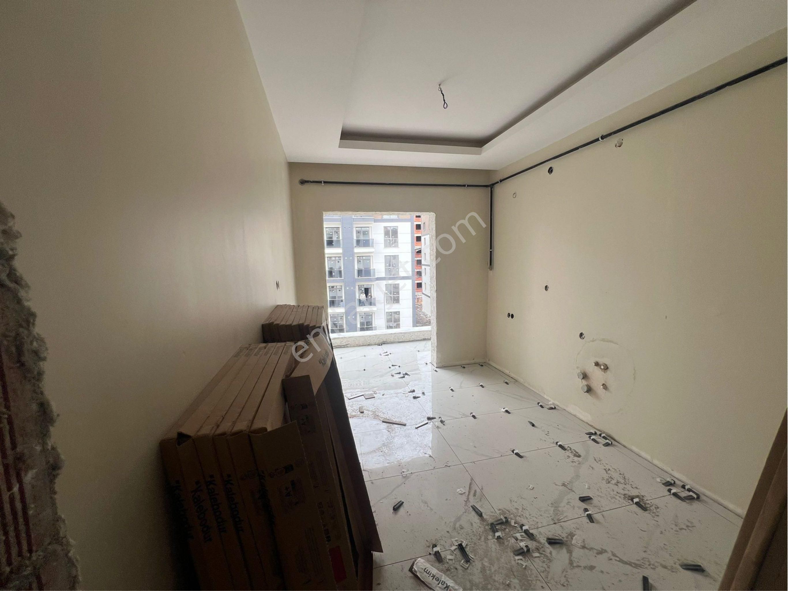 Sultan Beylide Ferah Balkonlu Kapalı Otparklı 3+1 Satılık Daire - Görsel 8