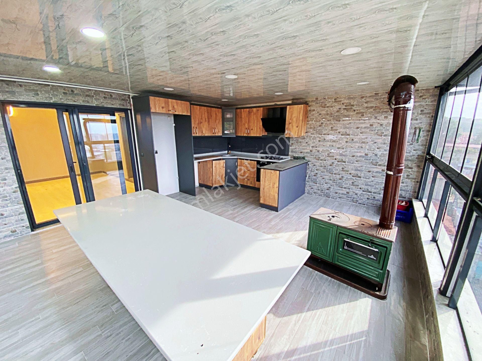 🌀gültaş Emlaktan Kadıköyde Satılık 6+1 Deniz Ve Doğa Manzaralı Ebeveny Banyolu Villa - Görsel 4