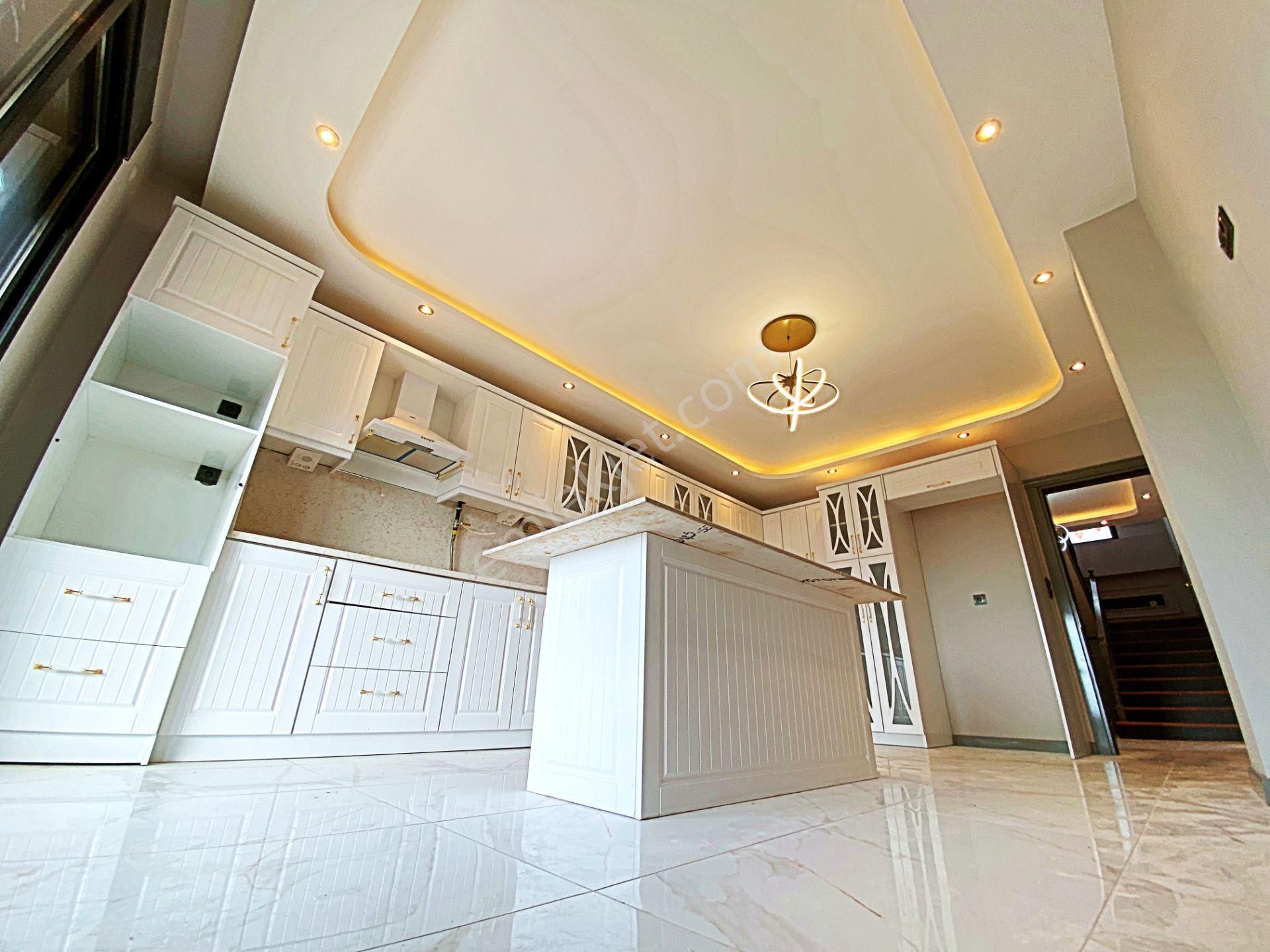 🌀gültaş Emlaktan Kadıköyde Satılık 6+1 Deniz Ve Doğa Manzaralı Ebeveny Banyolu Villa - Görsel 5