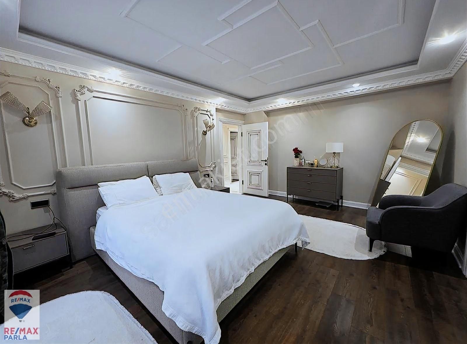 Blue Sky Sitesinin Havuz Ve Deniz Manzaralı En Lüks Dairesi - Görsel 13