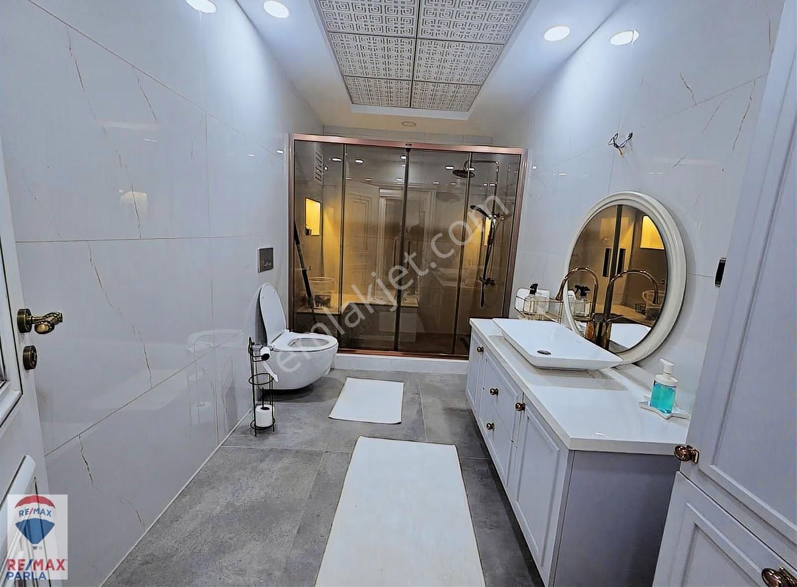 Blue Sky Sitesinin Havuz Ve Deniz Manzaralı En Lüks Dairesi - Görsel 22