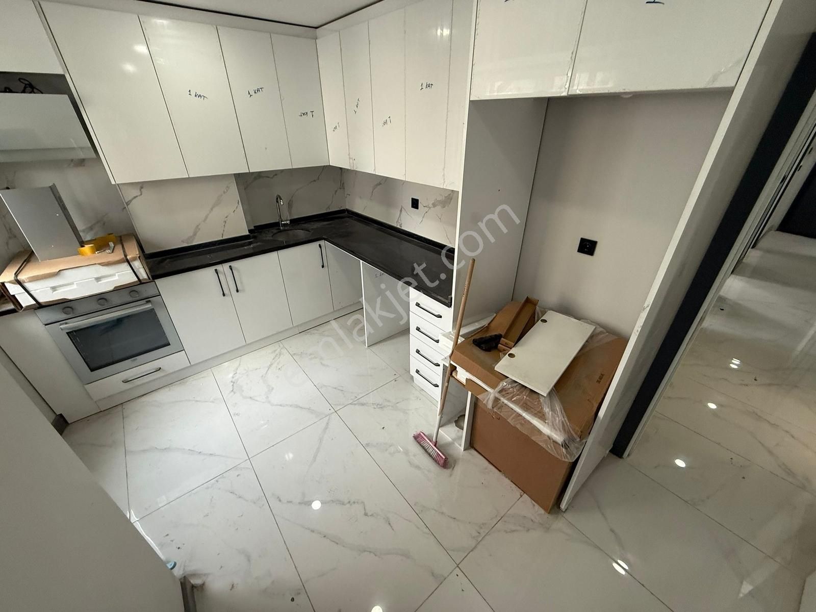 Üç Kardeşler'den S.çiftliği Mah.satılık 3+1 120m² Sıfır Arakatlr - Görsel 10