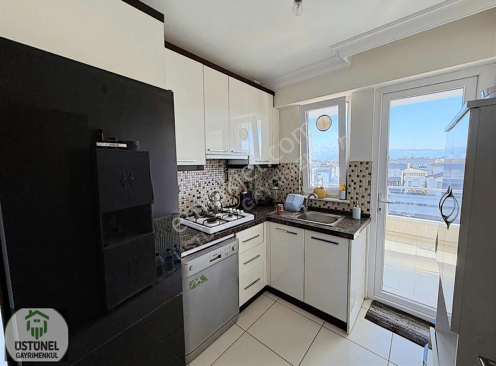 Üstünel'den Aile Binasında Önü Açık Ferah Eşyalı Kiralık Daire - Görsel 17