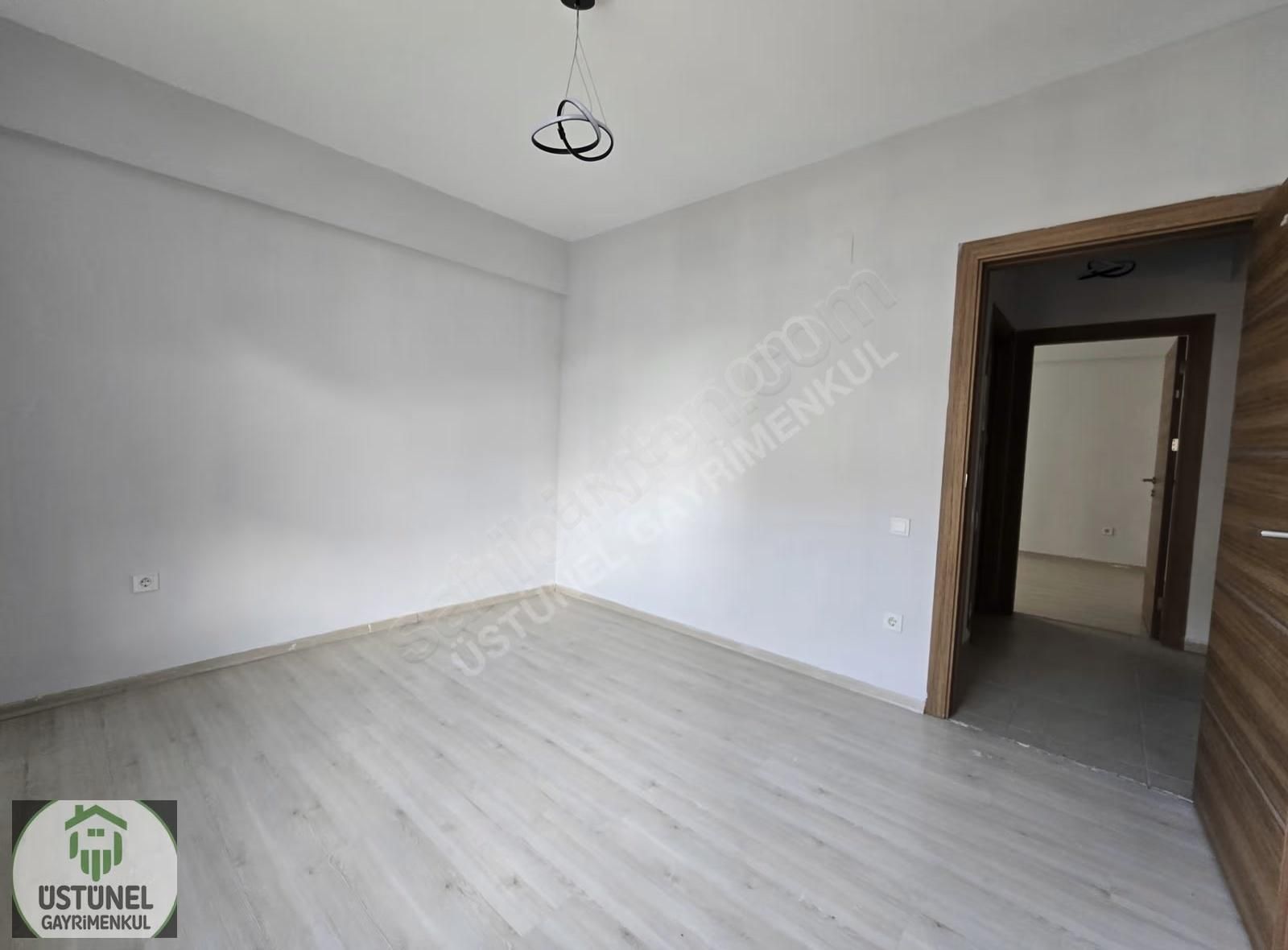 Üstünel'den Aile Apartmanında Ayrı Mutfaklı Full Kredili Daire - Görsel 10