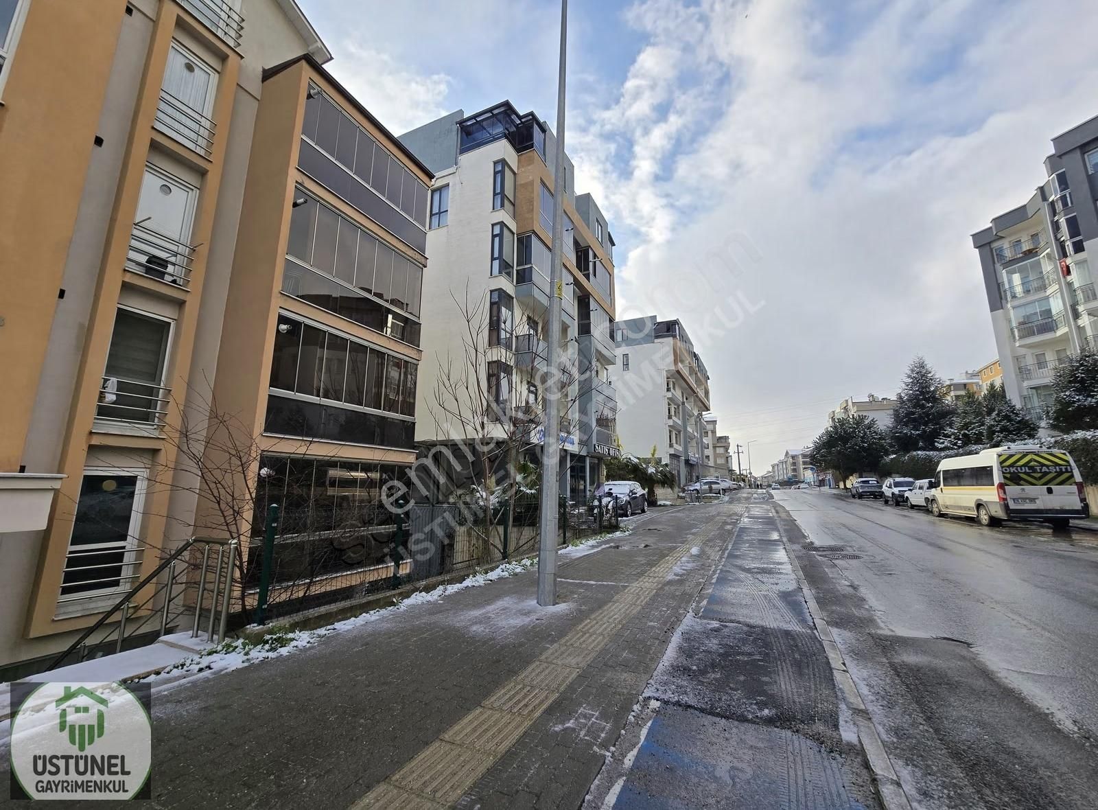 Üstünel'den Aile Apartmanında Ayrı Mutfaklı Full Kredili Daire - Görsel 8