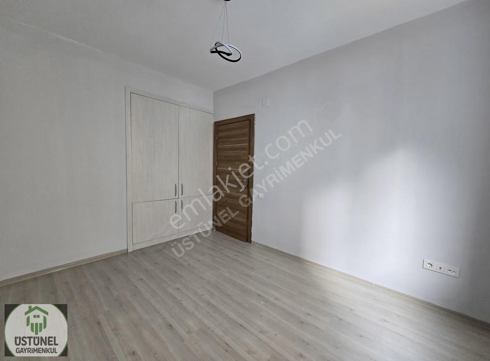 Üstünel'den Aile Apartmanında Ayrı Mutfaklı Full Kredili Daire - Görsel 11