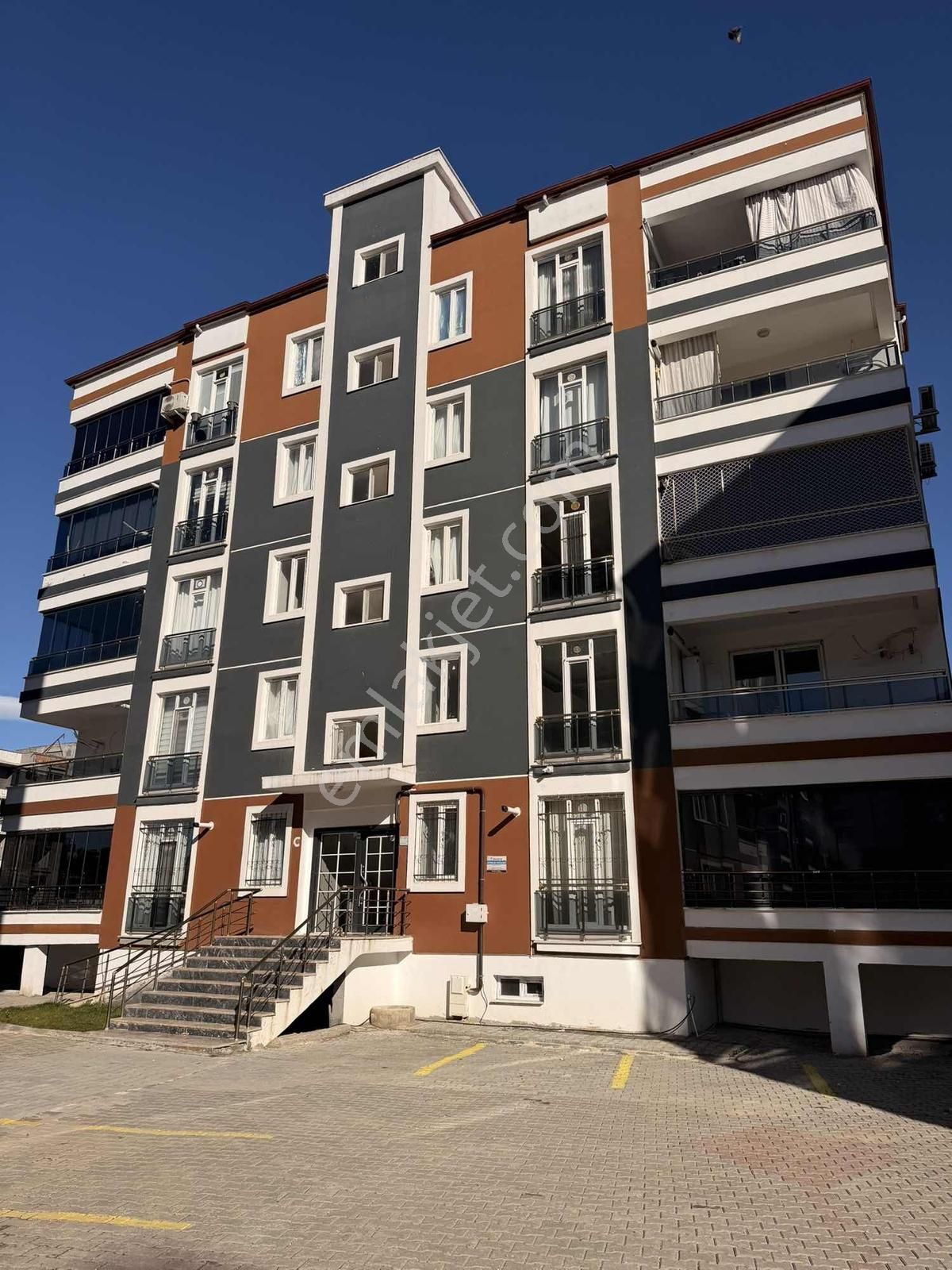 Altınşehir Mahallesi 3+1 Eşyalı Kiralık Daire - Görsel 25