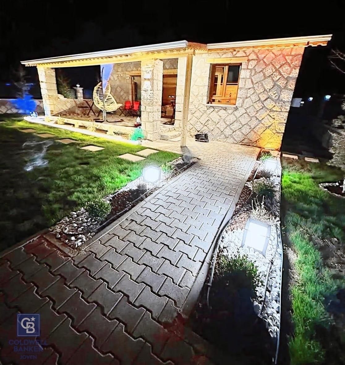 Satılık Doğa İçinde Müstakil 2+1 Taş Evler