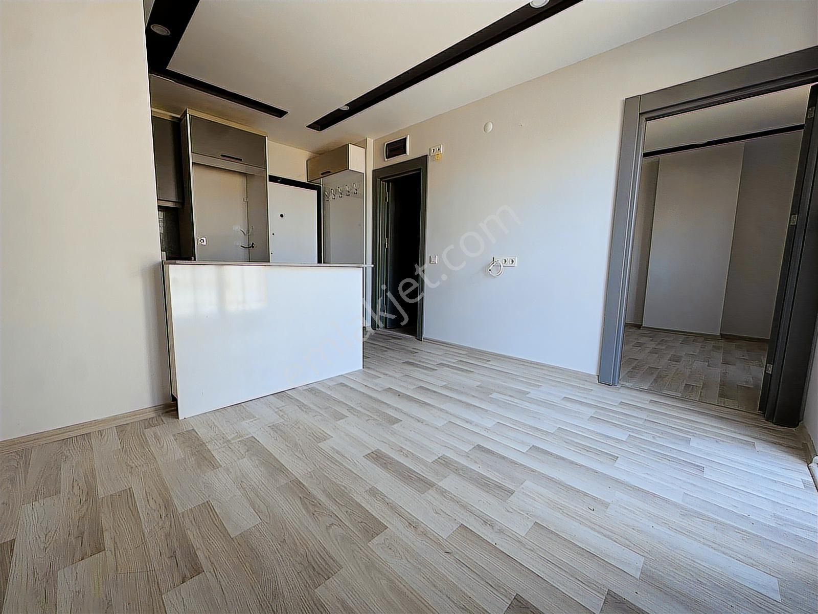 Kepez Ayanoğlu Mahallesinde 1+1 Kiralık Daire - Görsel 4